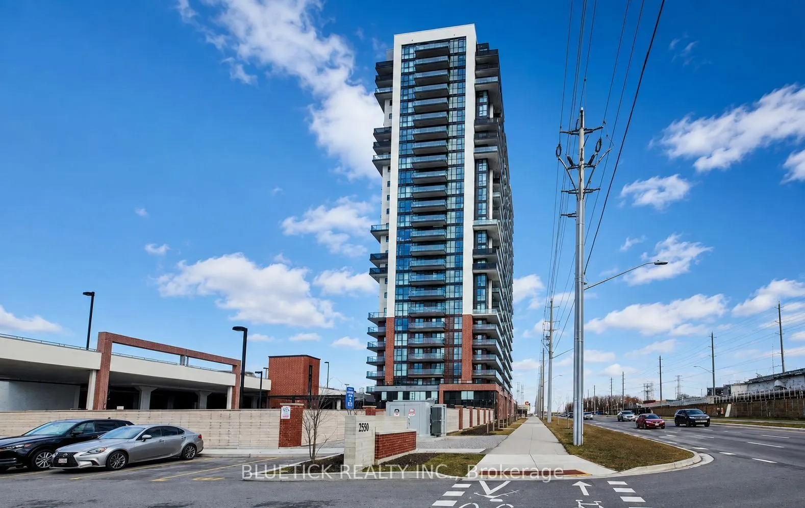 2550 Simcoe Street N #2508