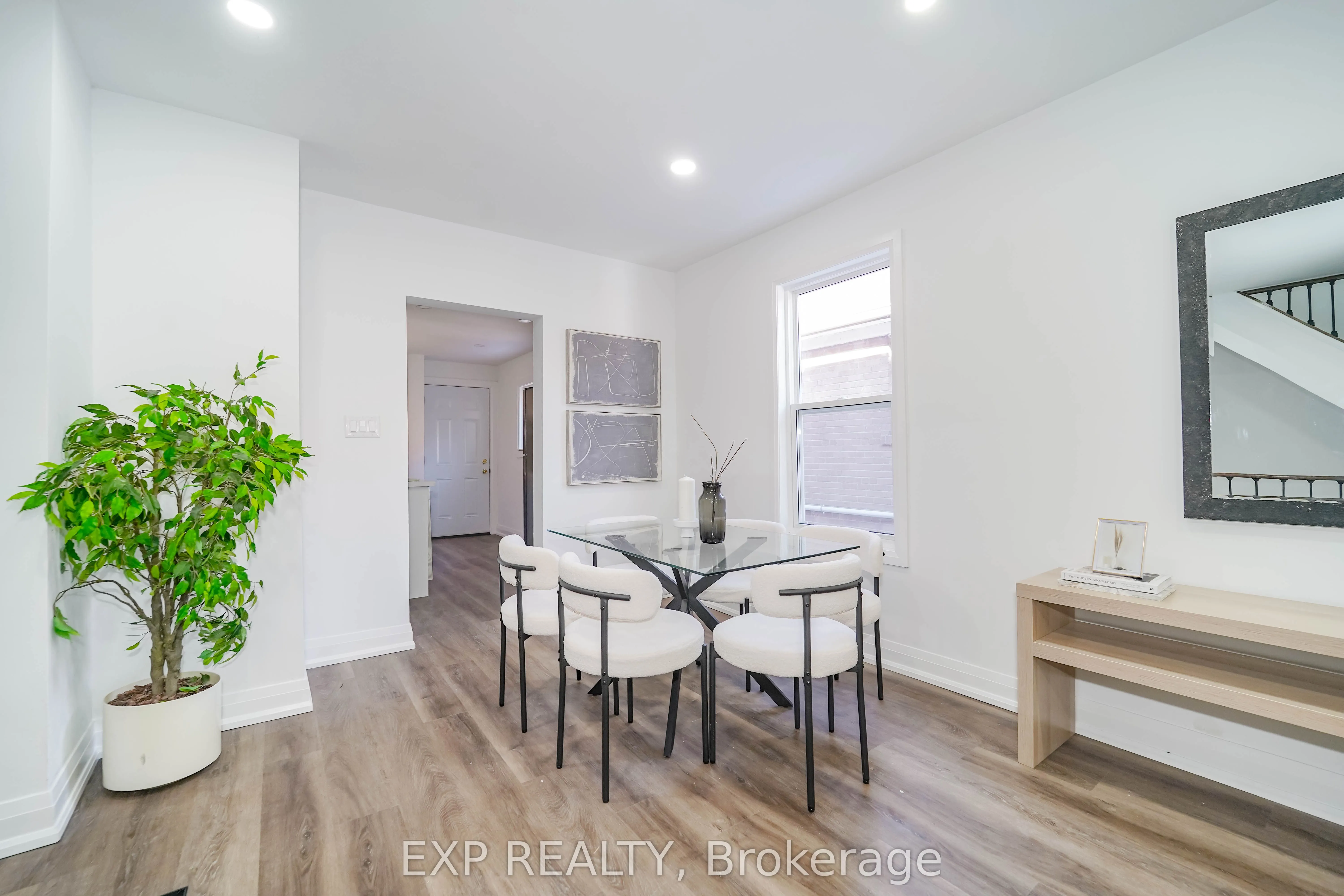 224 Aylesworth Avenue