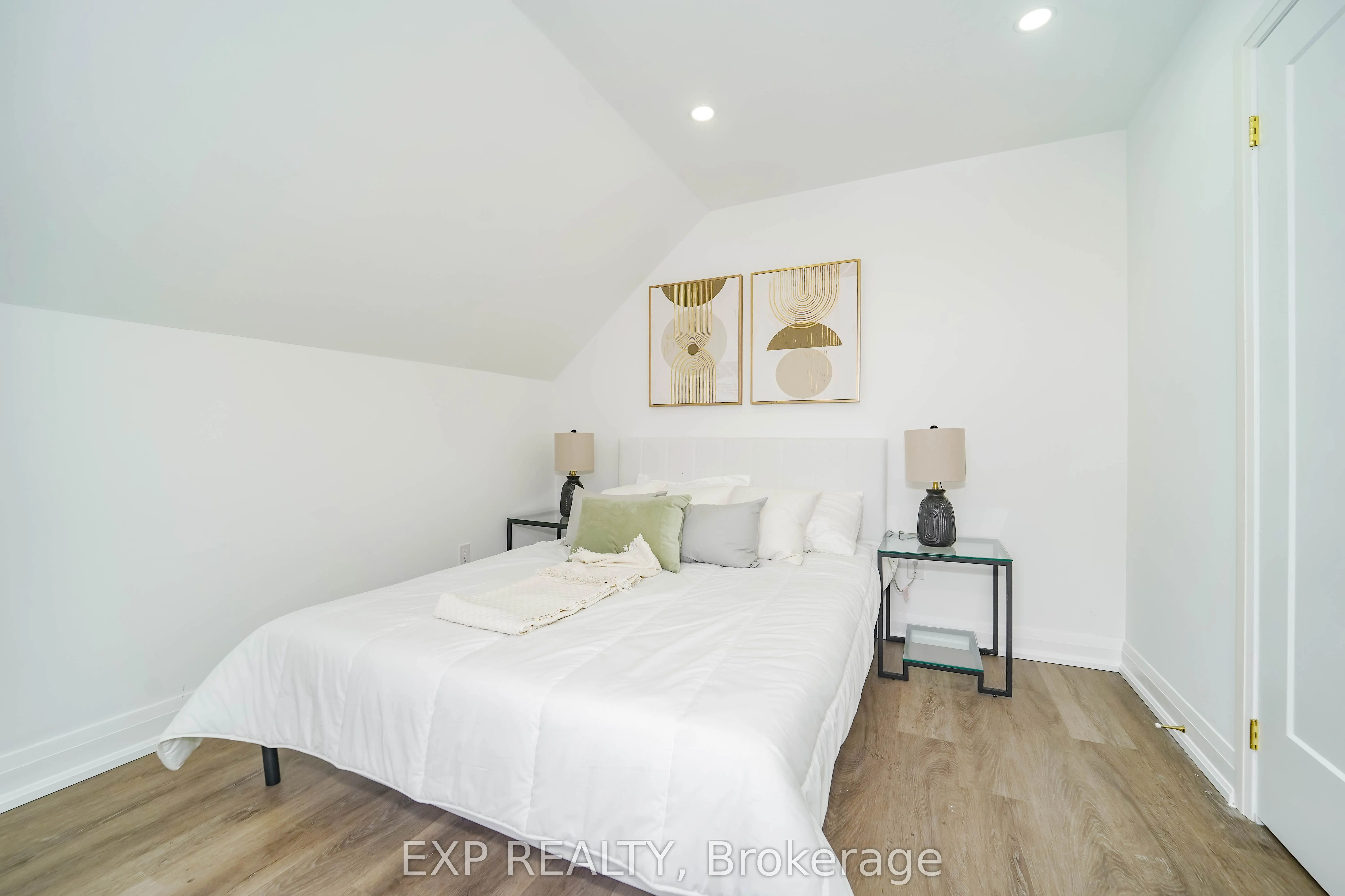 224 Aylesworth Avenue