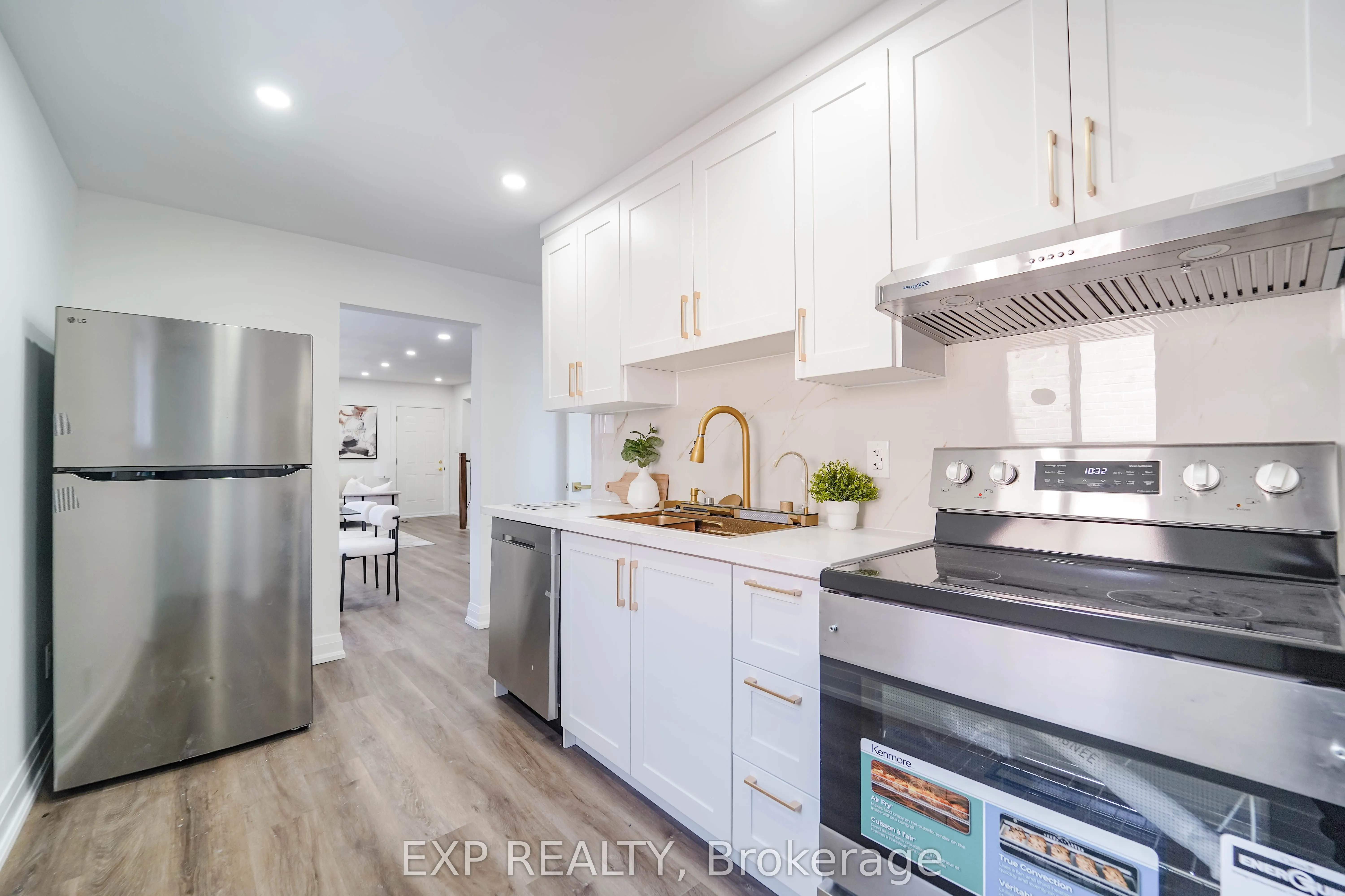 224 Aylesworth Avenue
