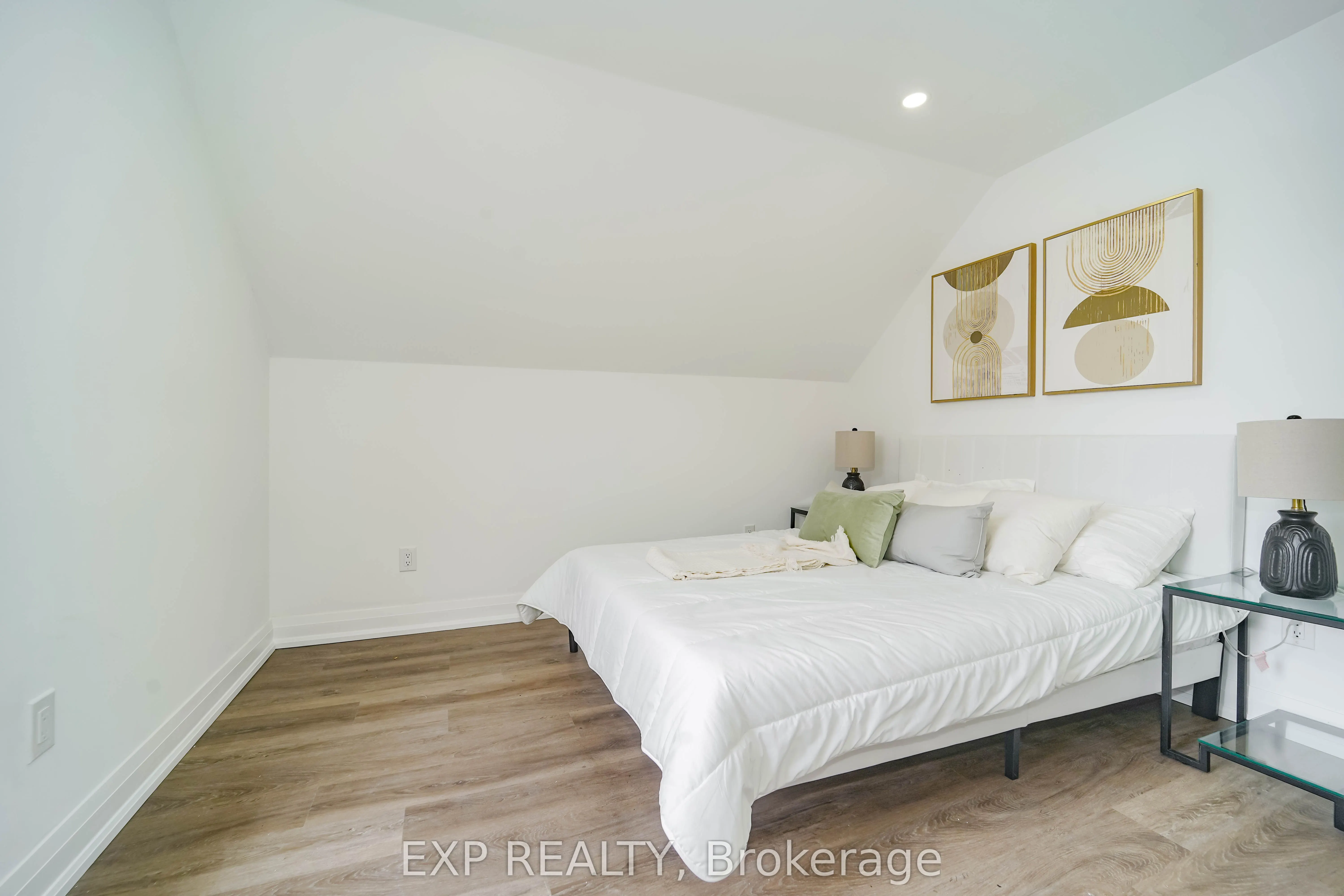 224 Aylesworth Avenue