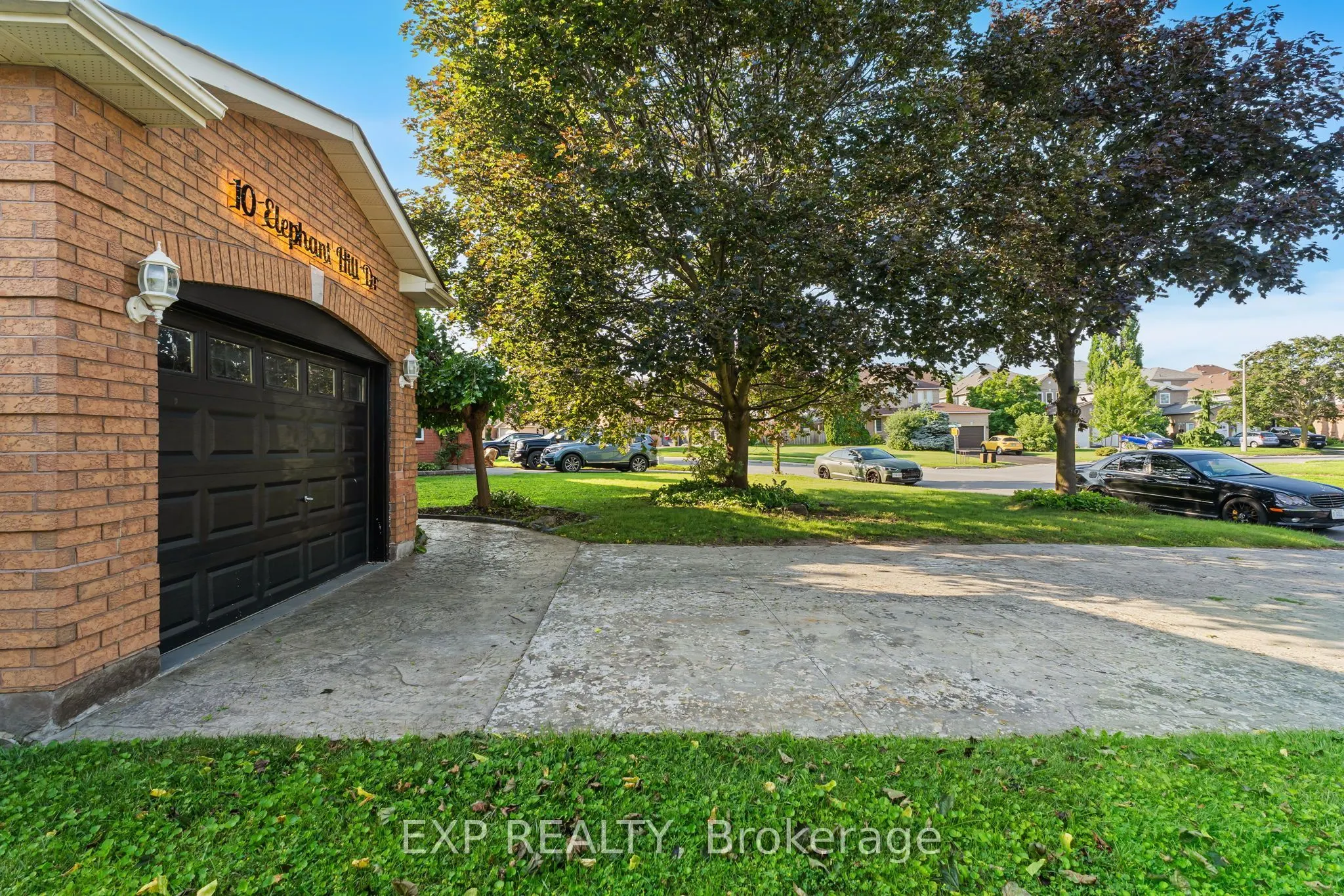 10 Elephant Hill Drive