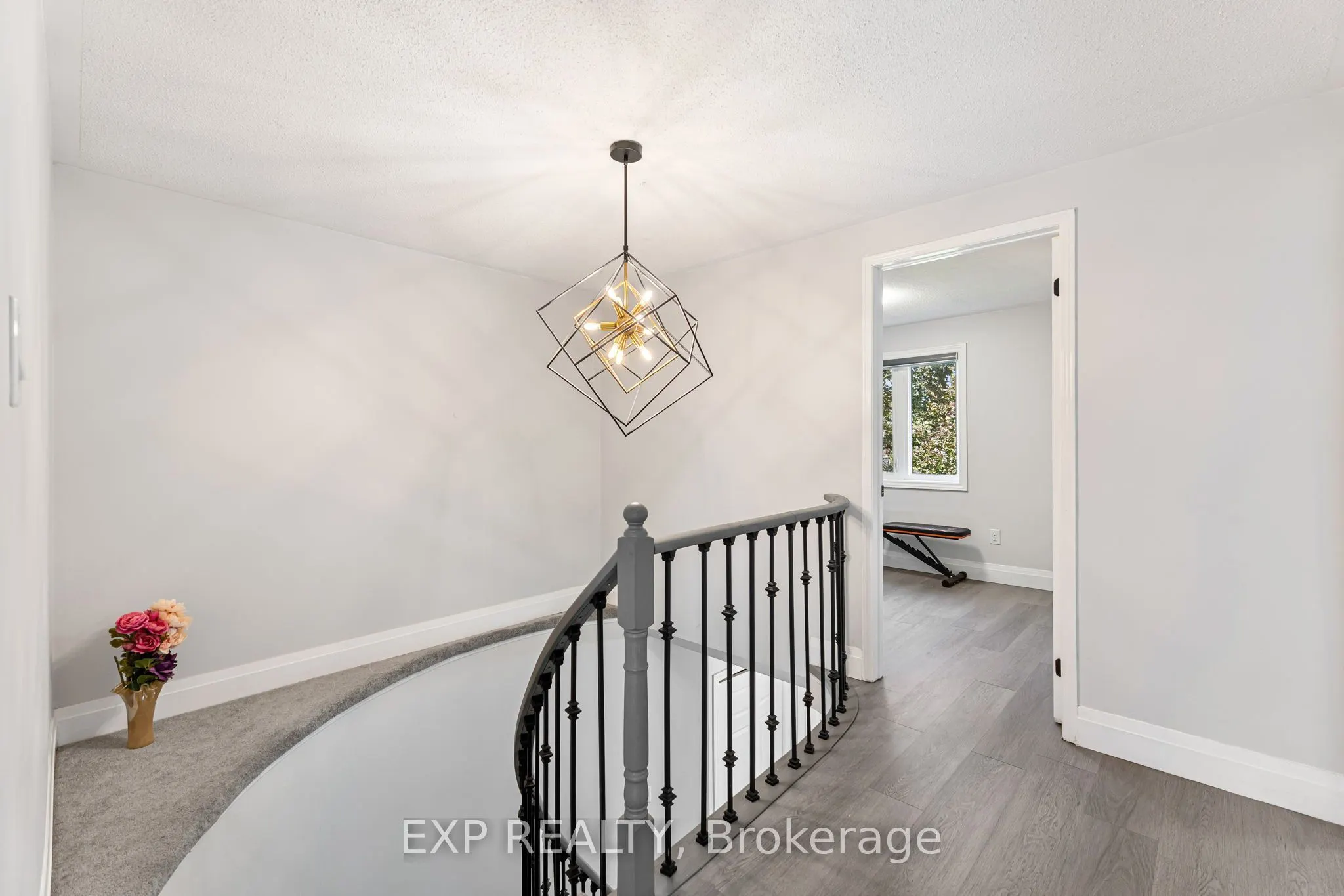 10 Elephant Hill Drive