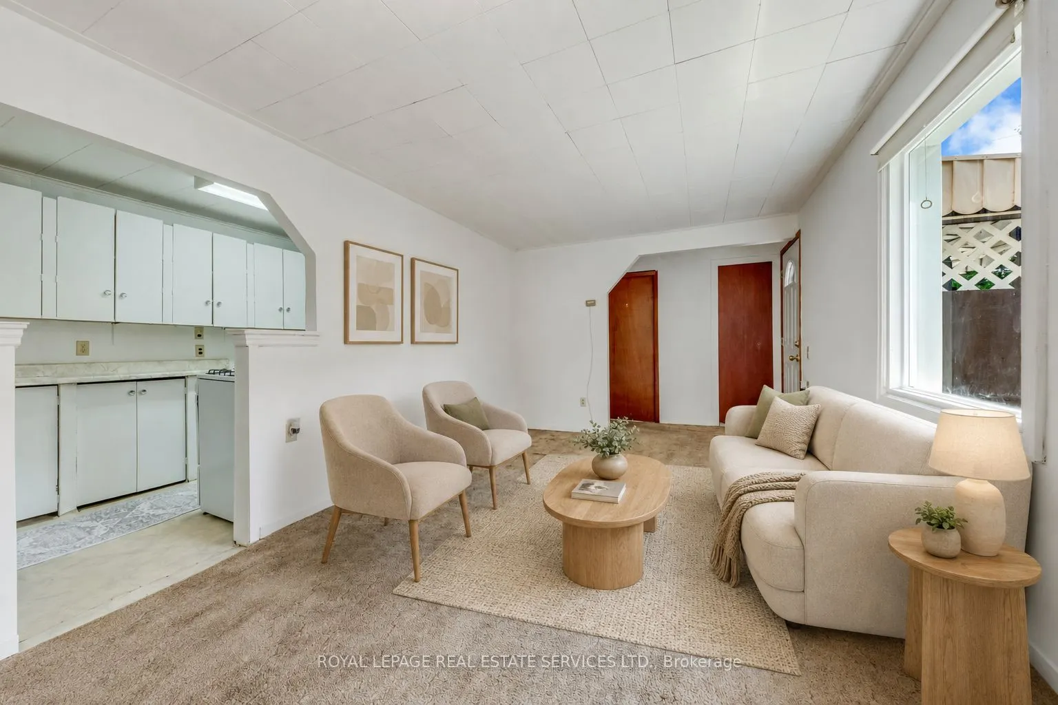10 Thatcher Avenue