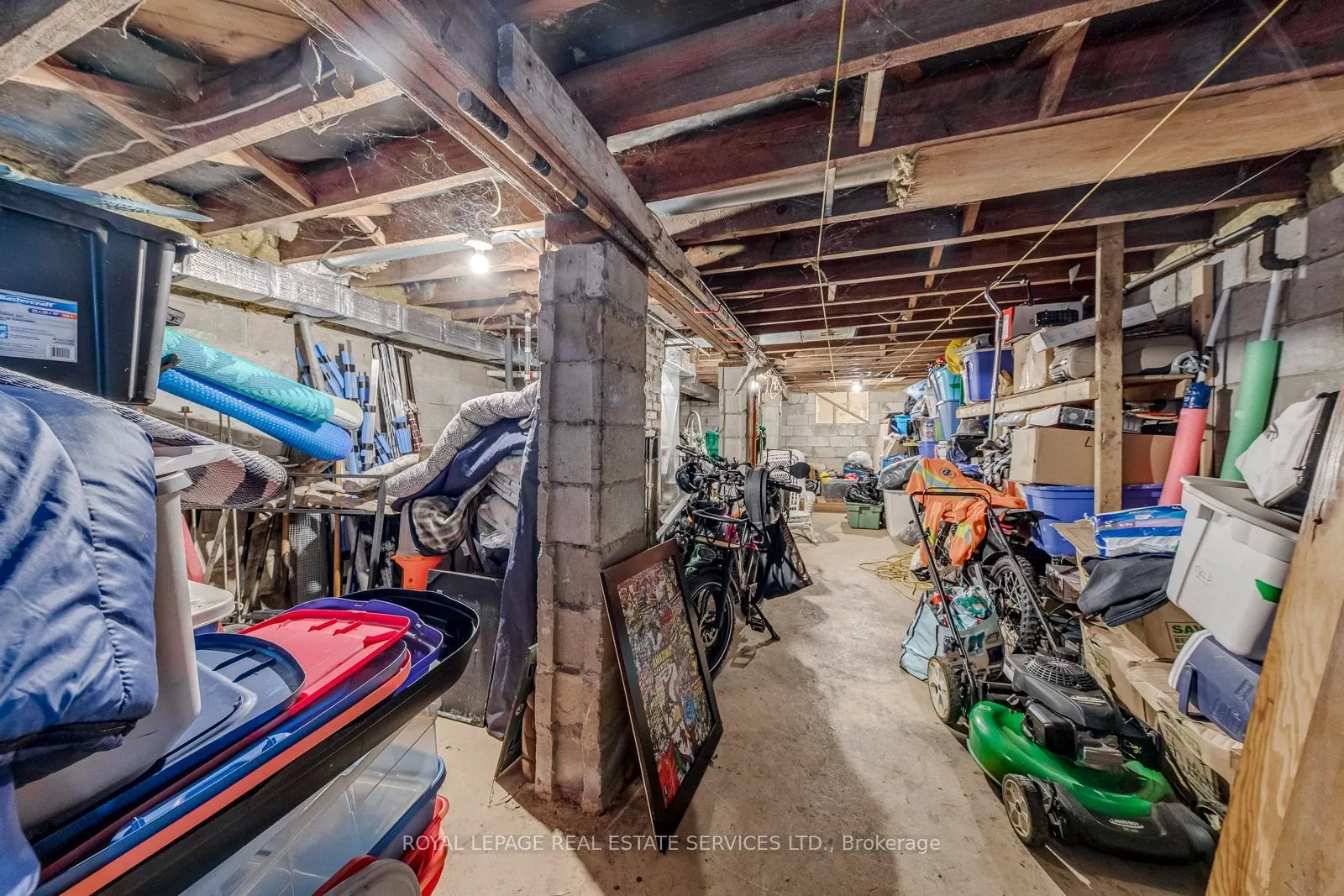 10 Thatcher Avenue
