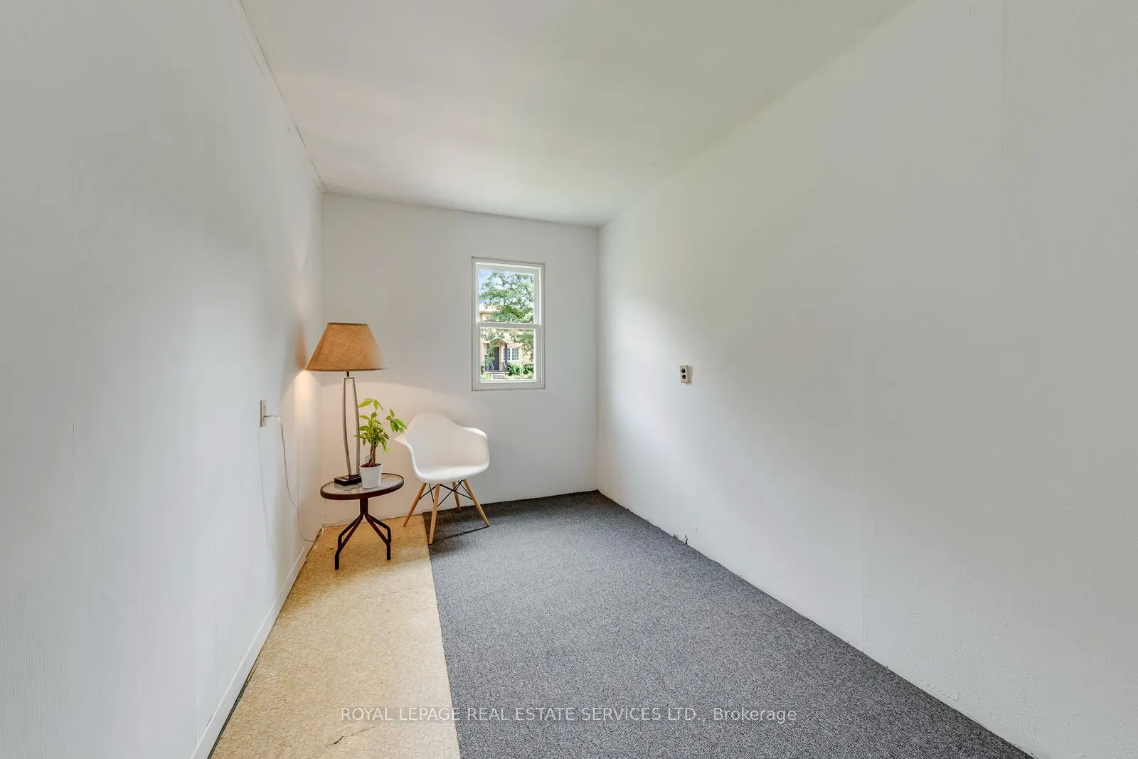 10 Thatcher Avenue