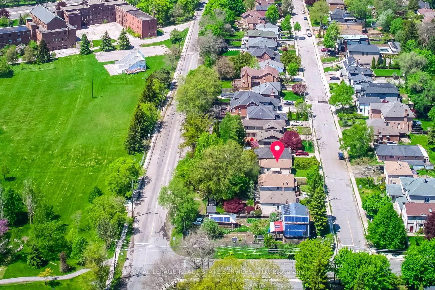10 Thatcher Avenue