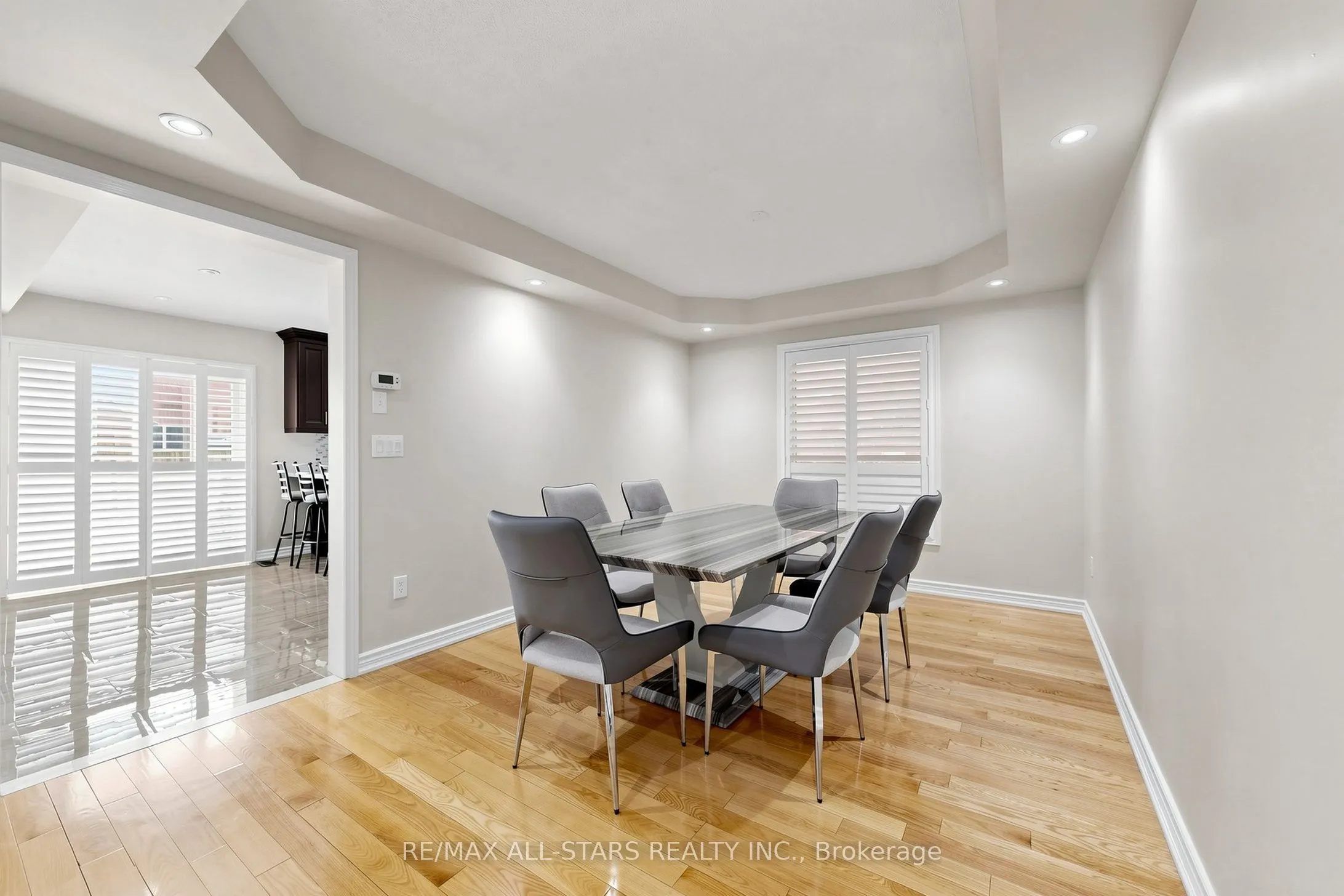 13 Boulderbrook Drive