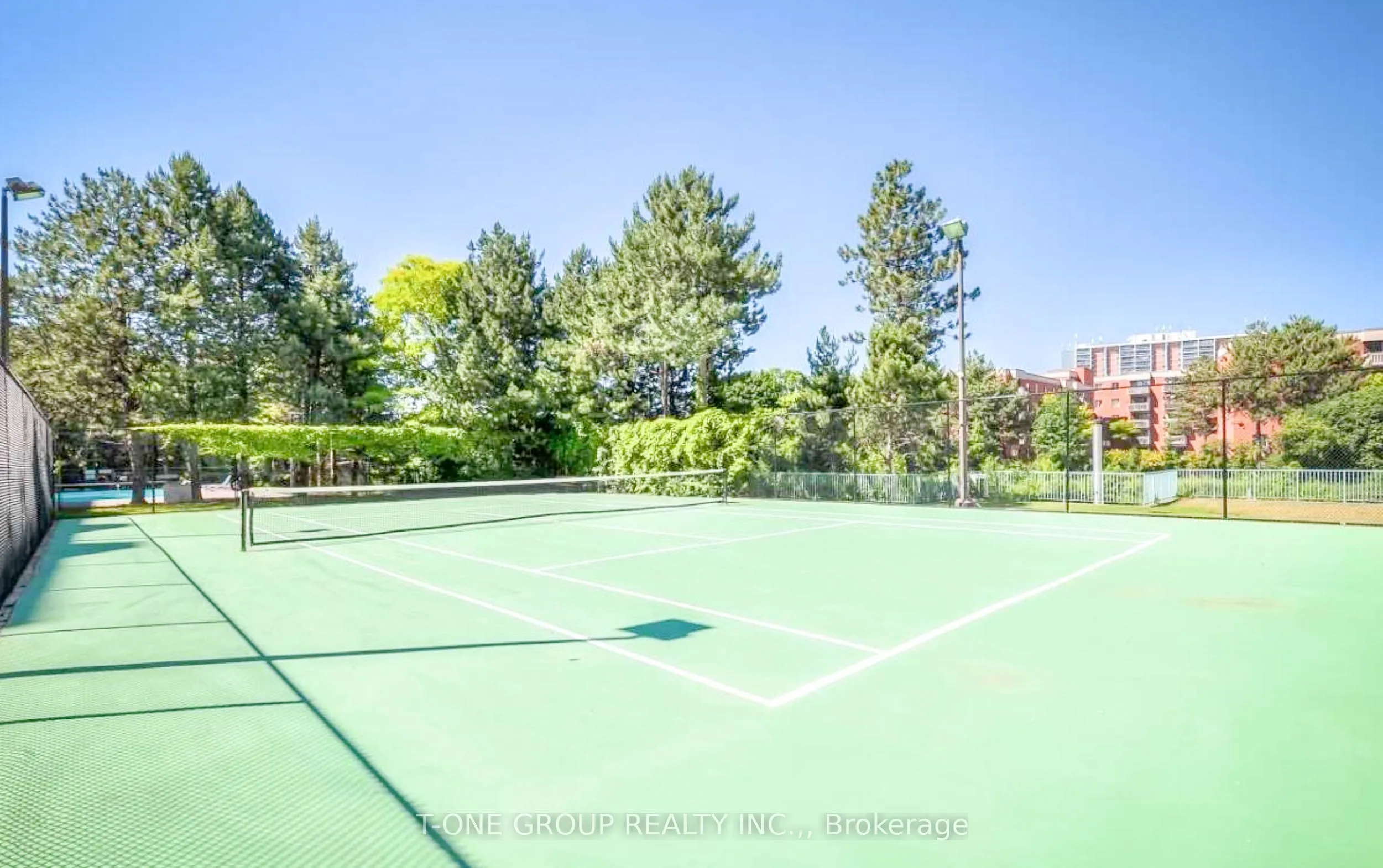 4725 Sheppard Avenue E #516