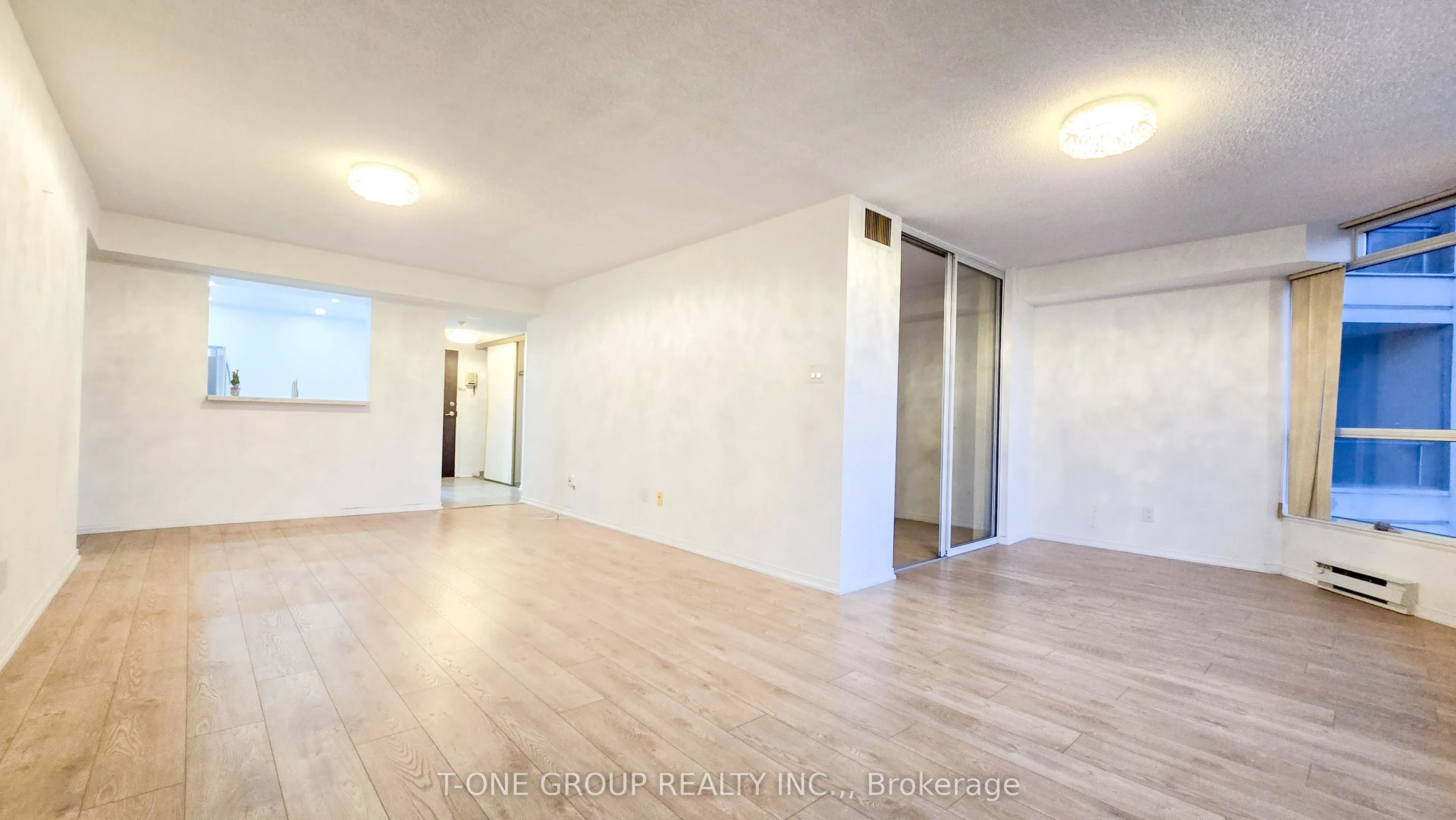 4725 Sheppard Avenue E #516