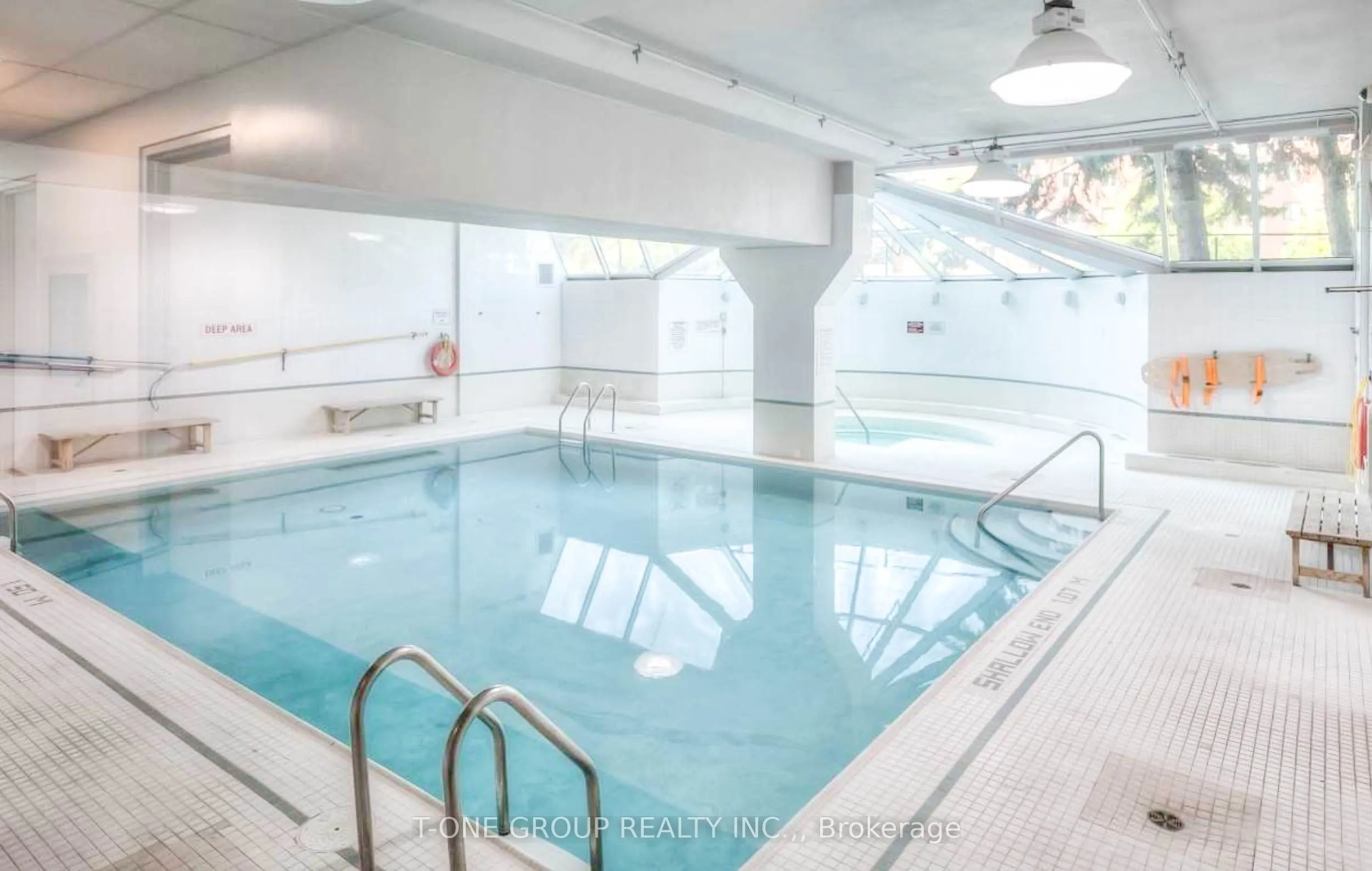 4725 Sheppard Avenue E #516