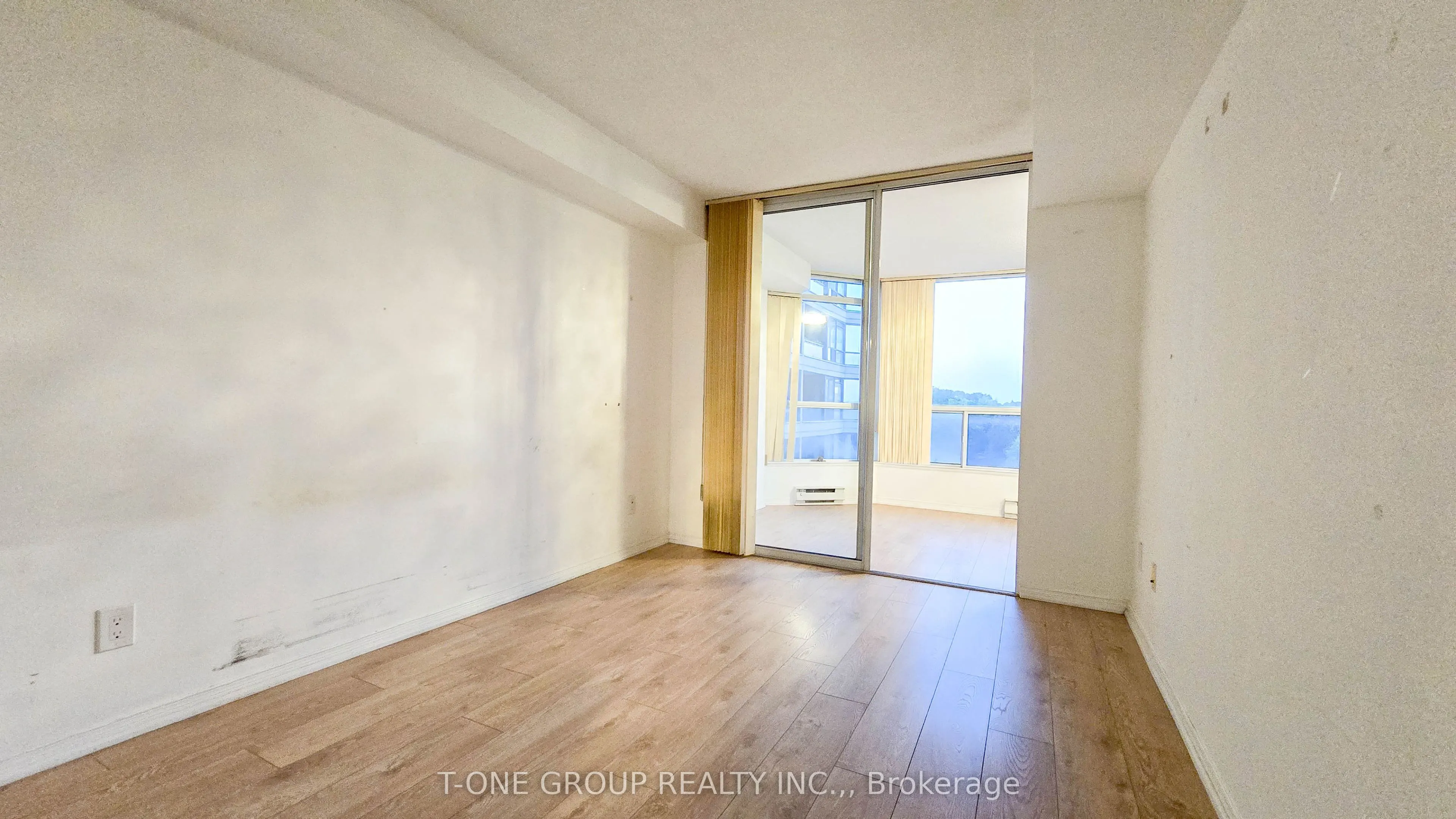 4725 Sheppard Avenue E #516