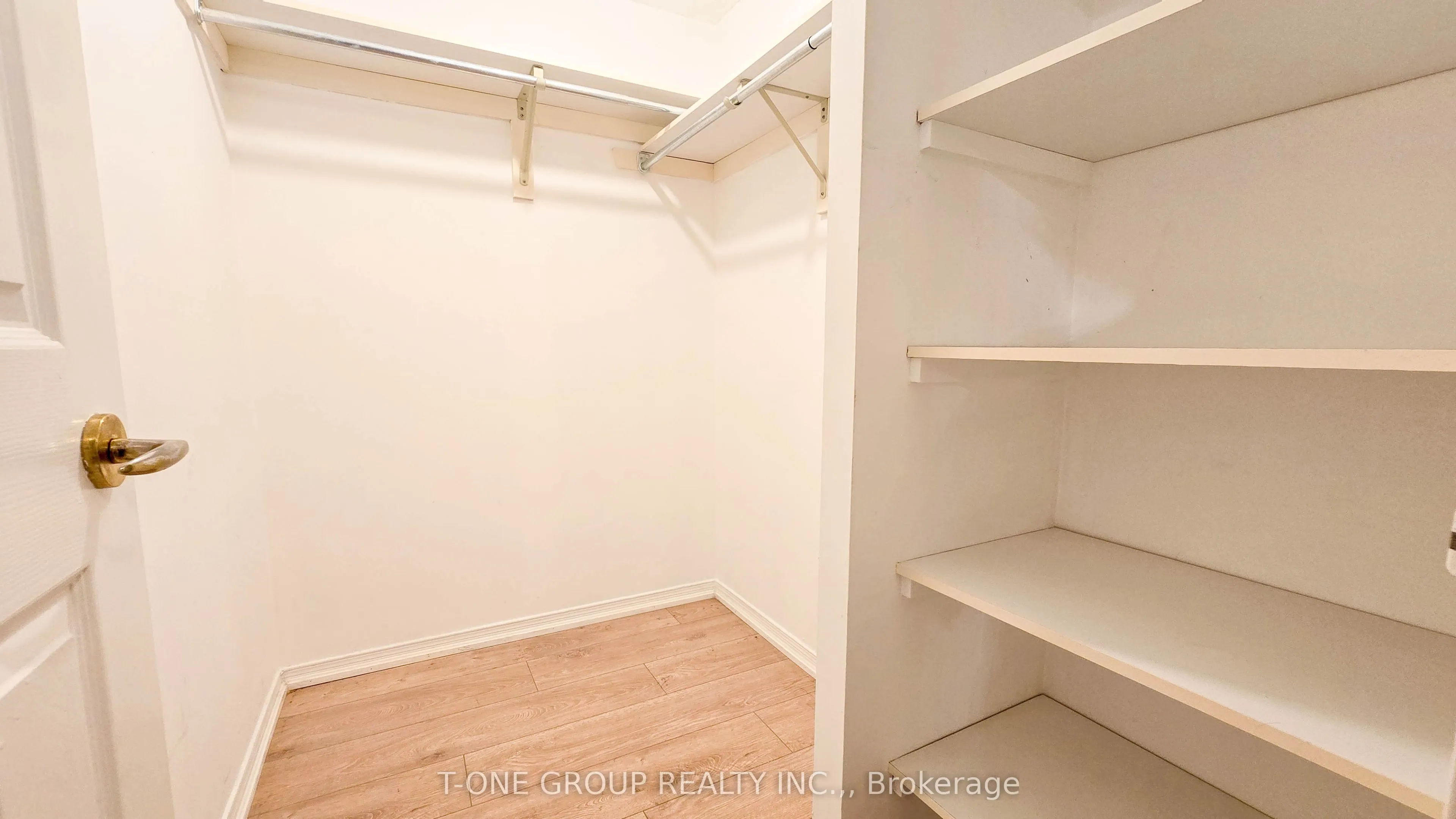 4725 Sheppard Avenue E #516
