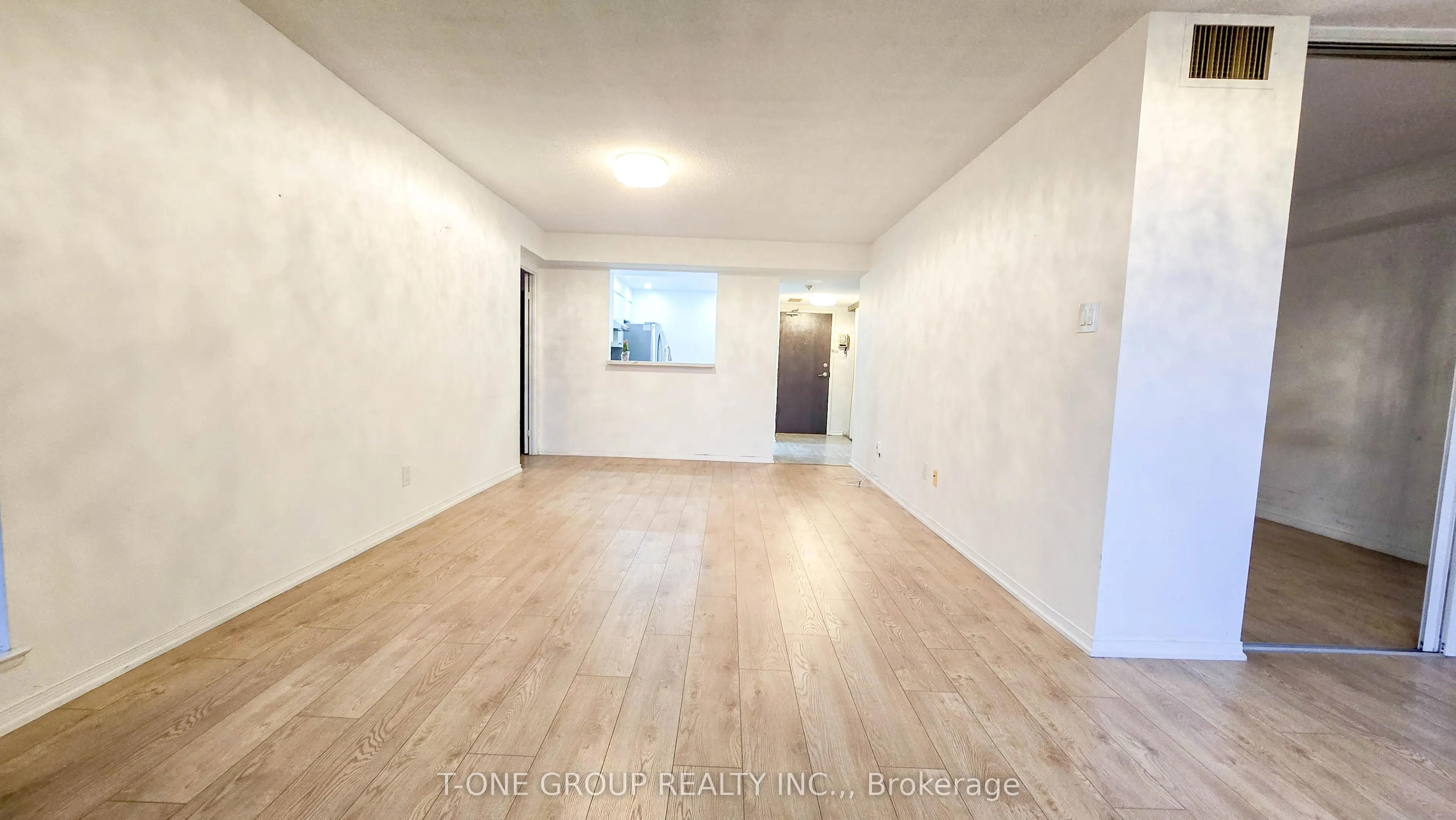 4725 Sheppard Avenue E #516