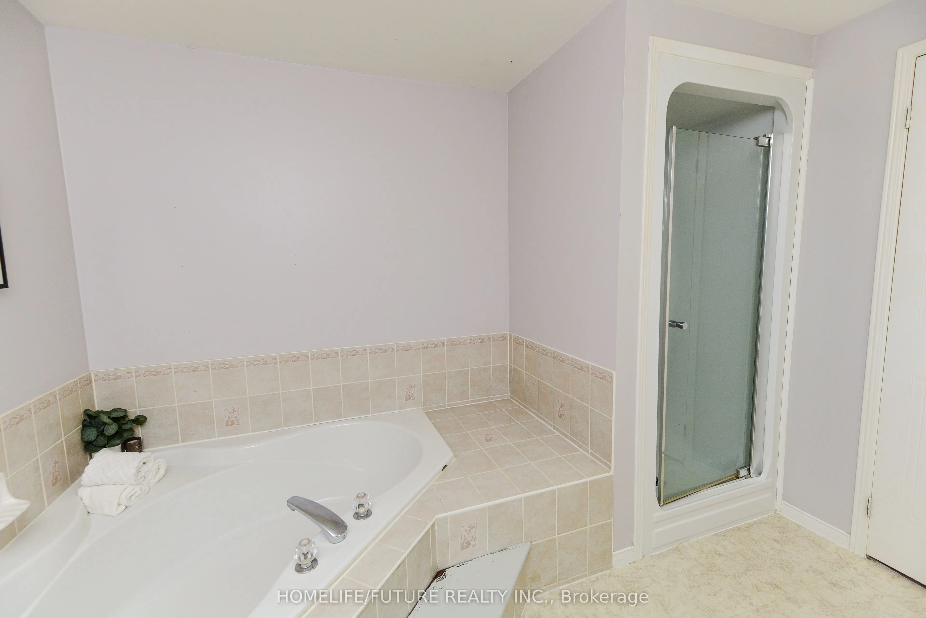 1404 Trowbridge Drive