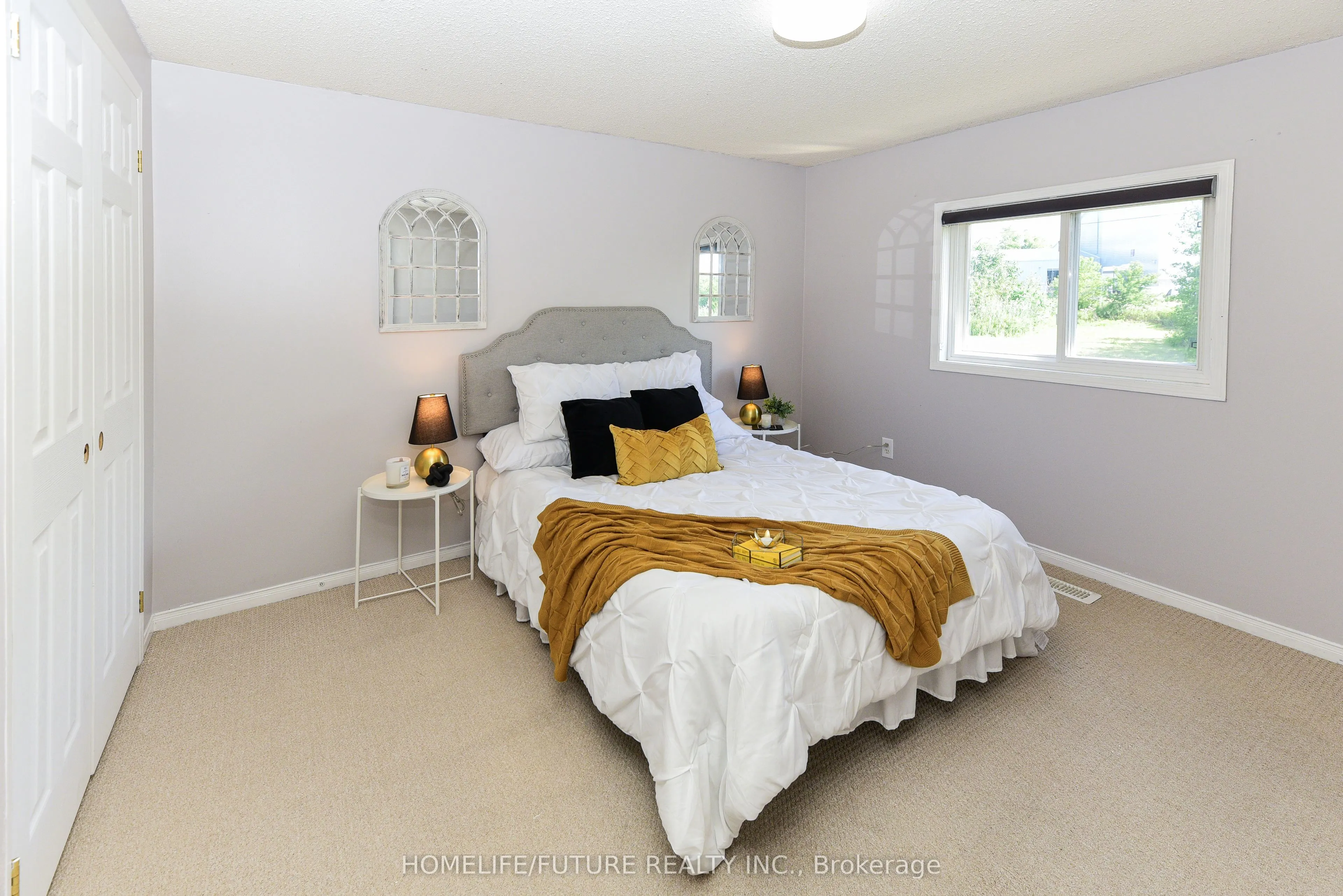 1404 Trowbridge Drive