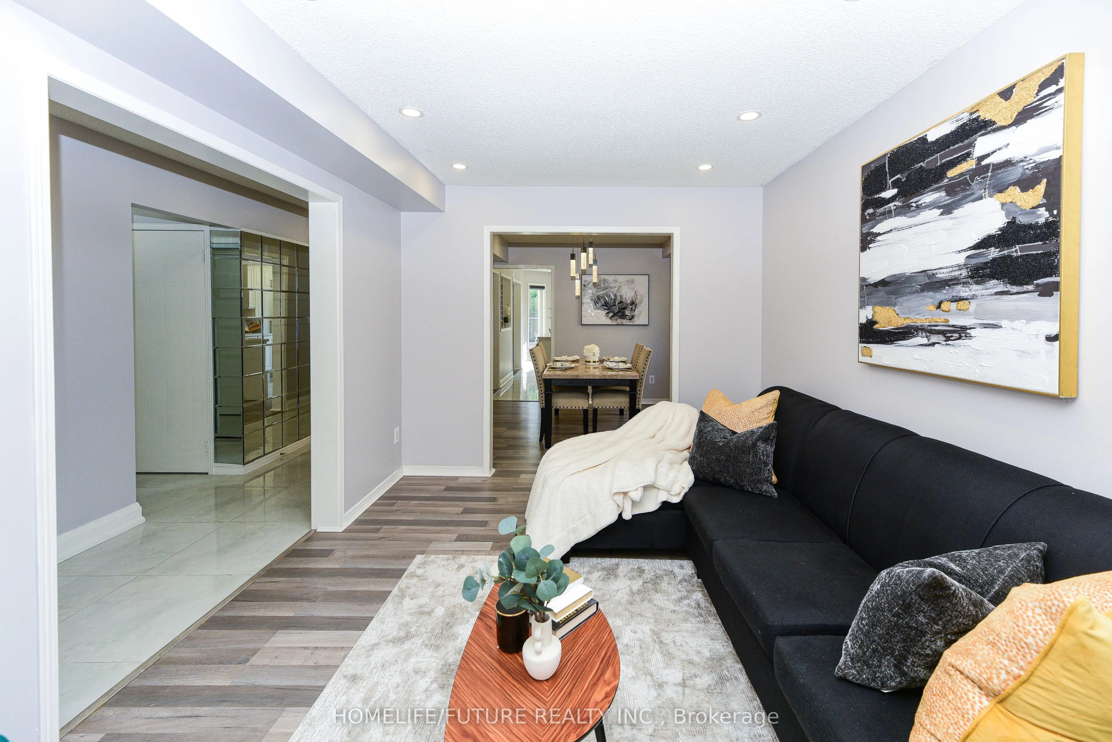 1404 Trowbridge Drive