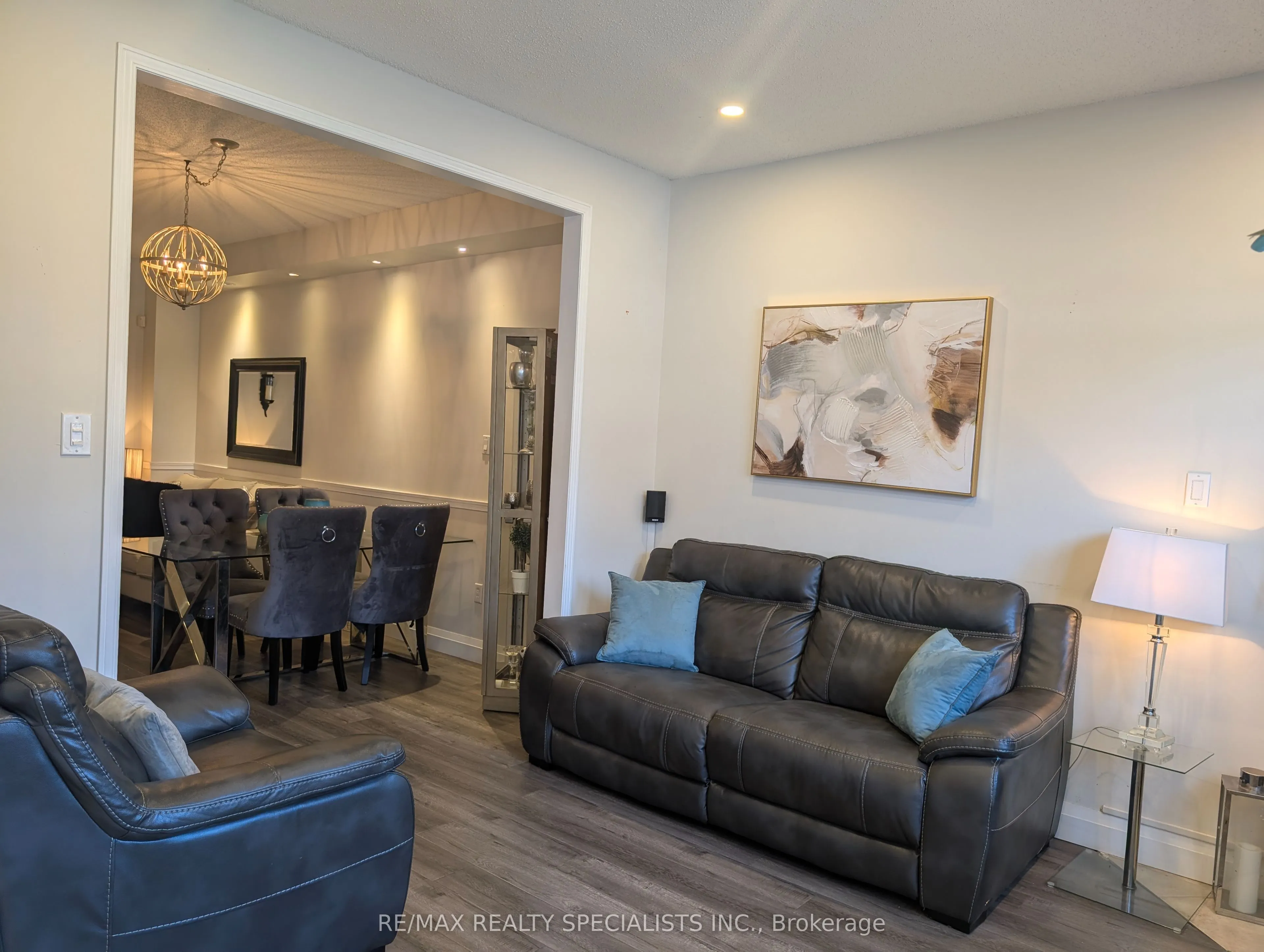 20 Thorp Crescent