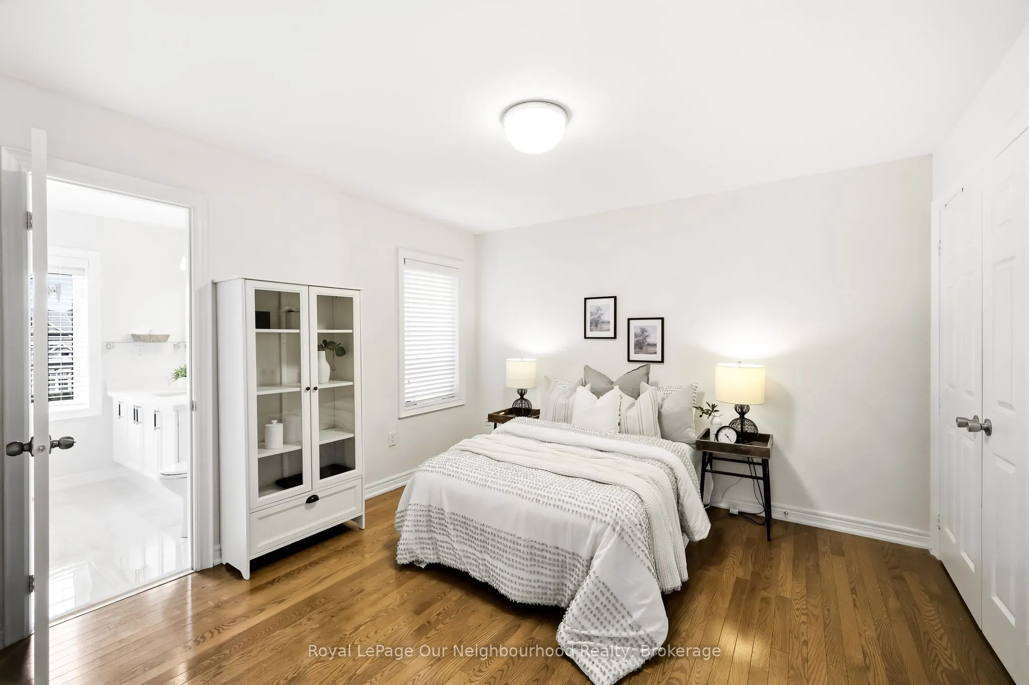 1296 Ravencliffe Court