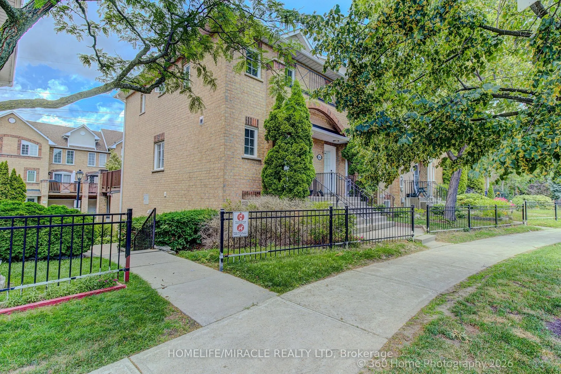 2 Hedge End Road #85