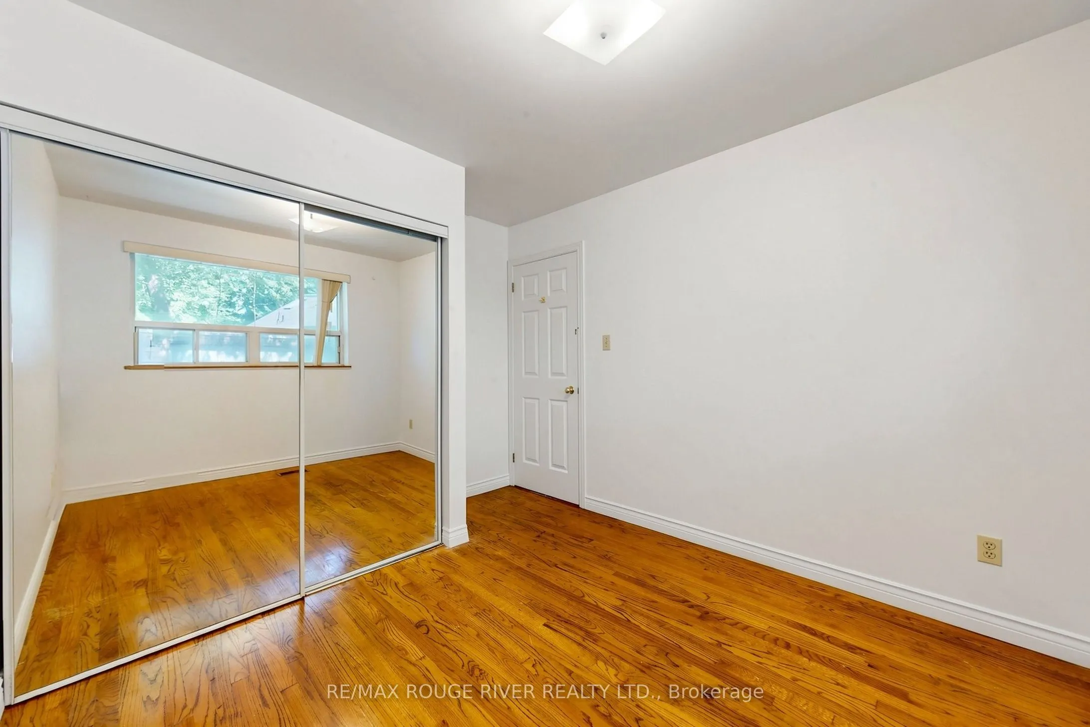 38 Lombardy Crescent