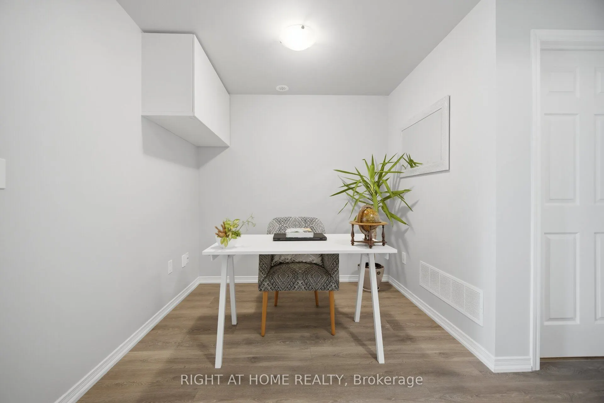 515 Kingbird Grove #233