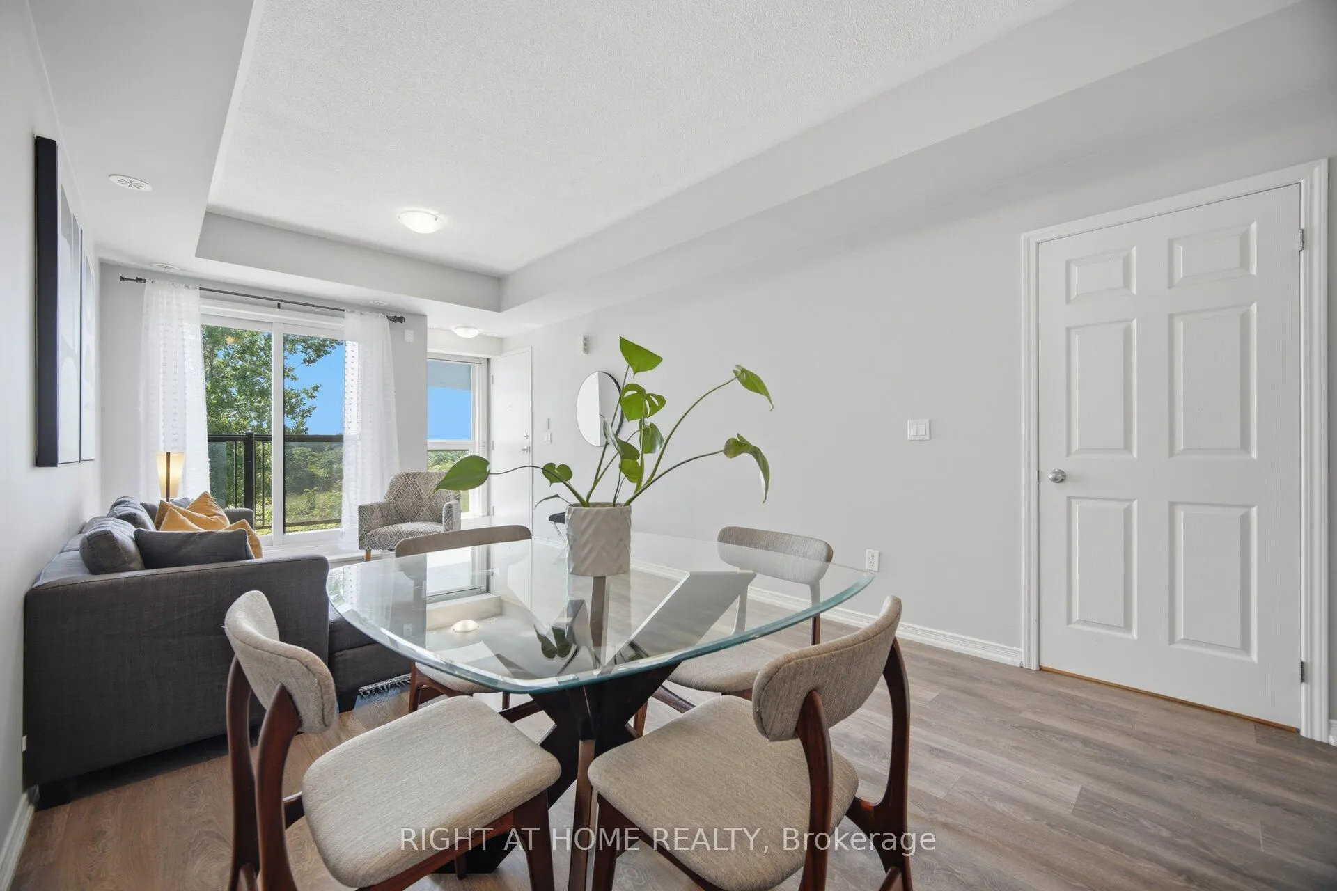 515 Kingbird Grove #233