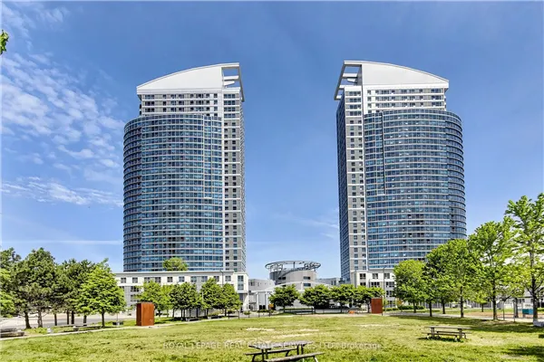 38 Lee Centre Drive #3503