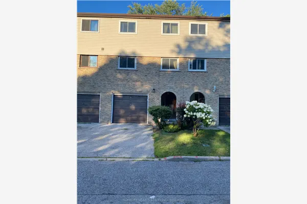21 Rockwood Drive #22
