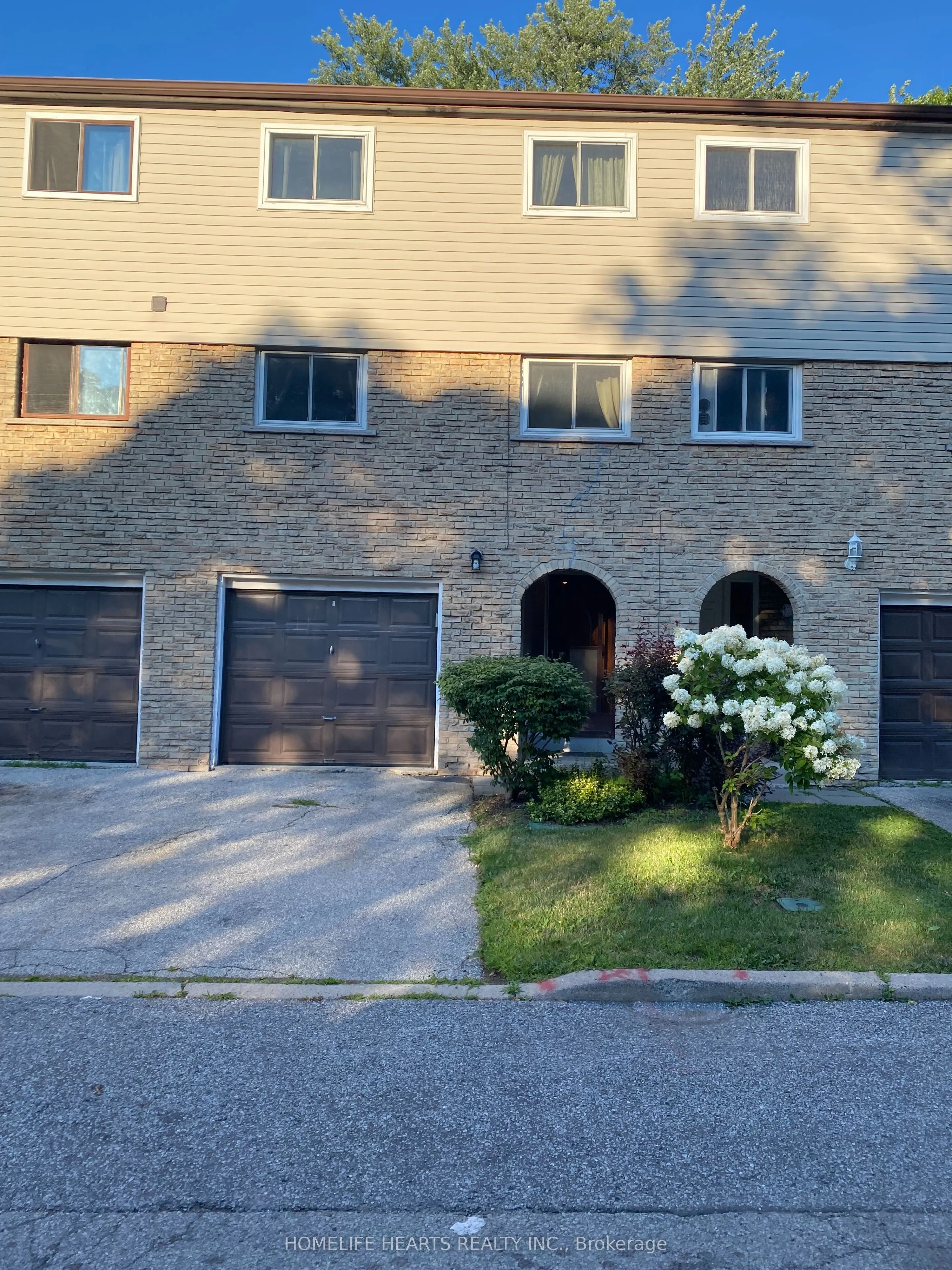 21 Rockwood Drive #22