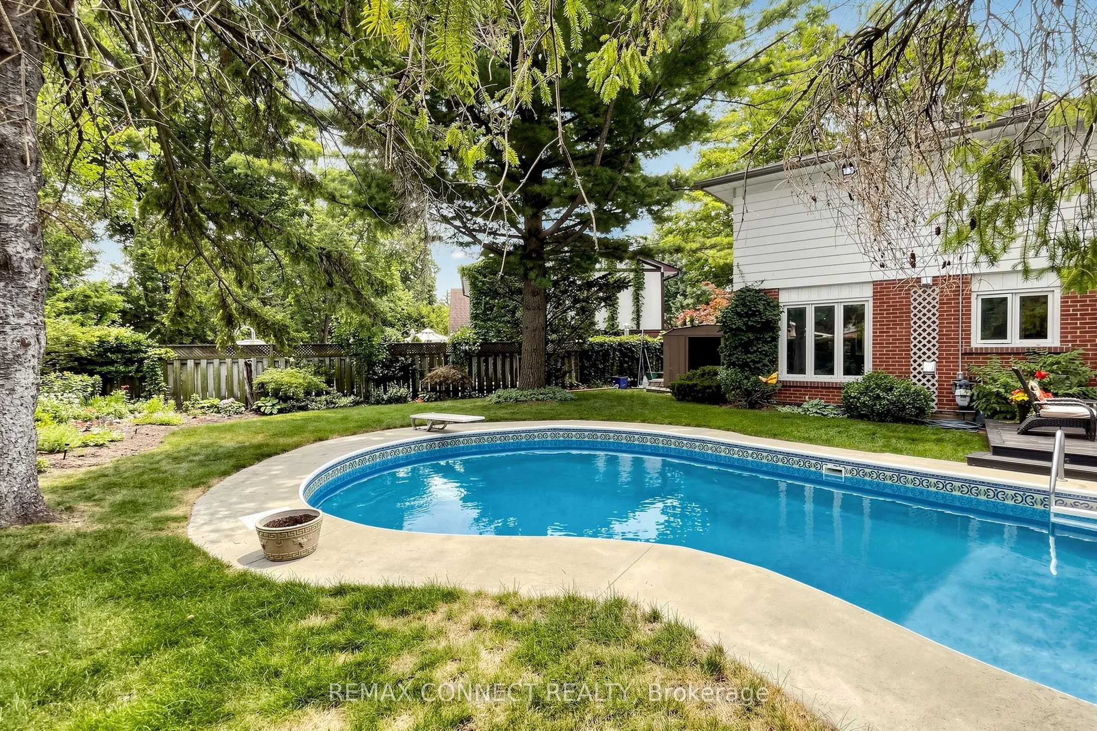 15 Satchell Boulevard