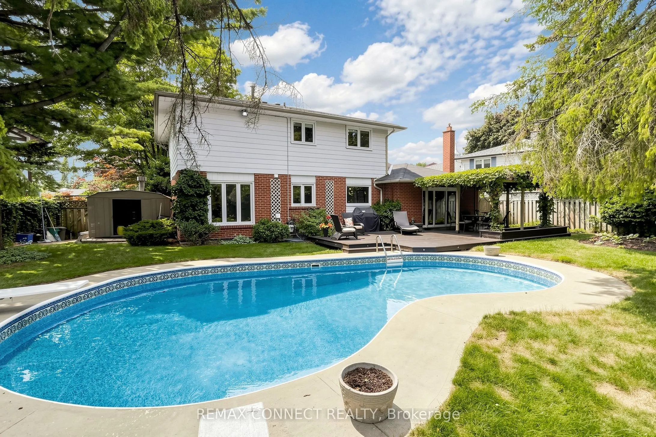 15 Satchell Boulevard