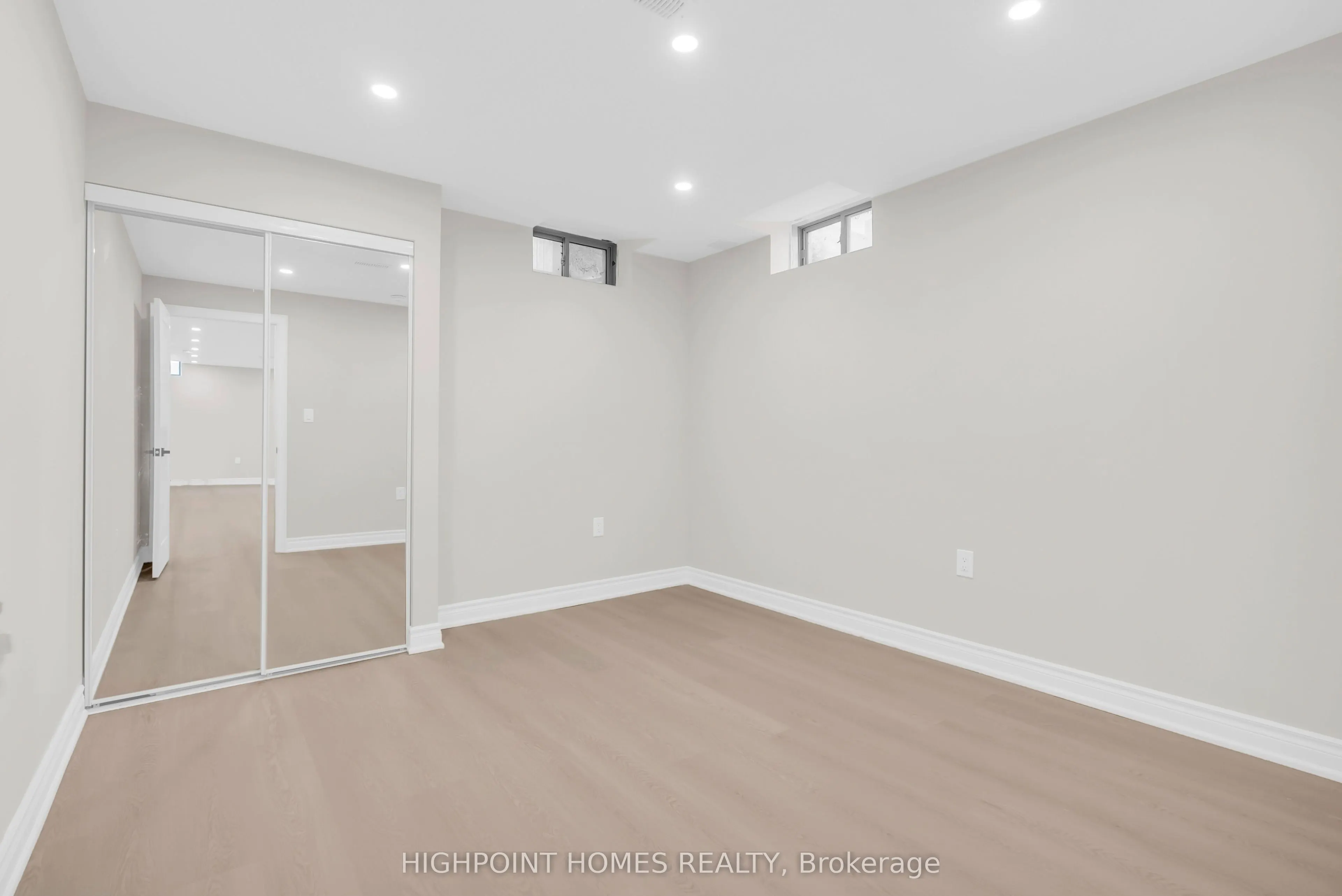 865 Riverside Drive