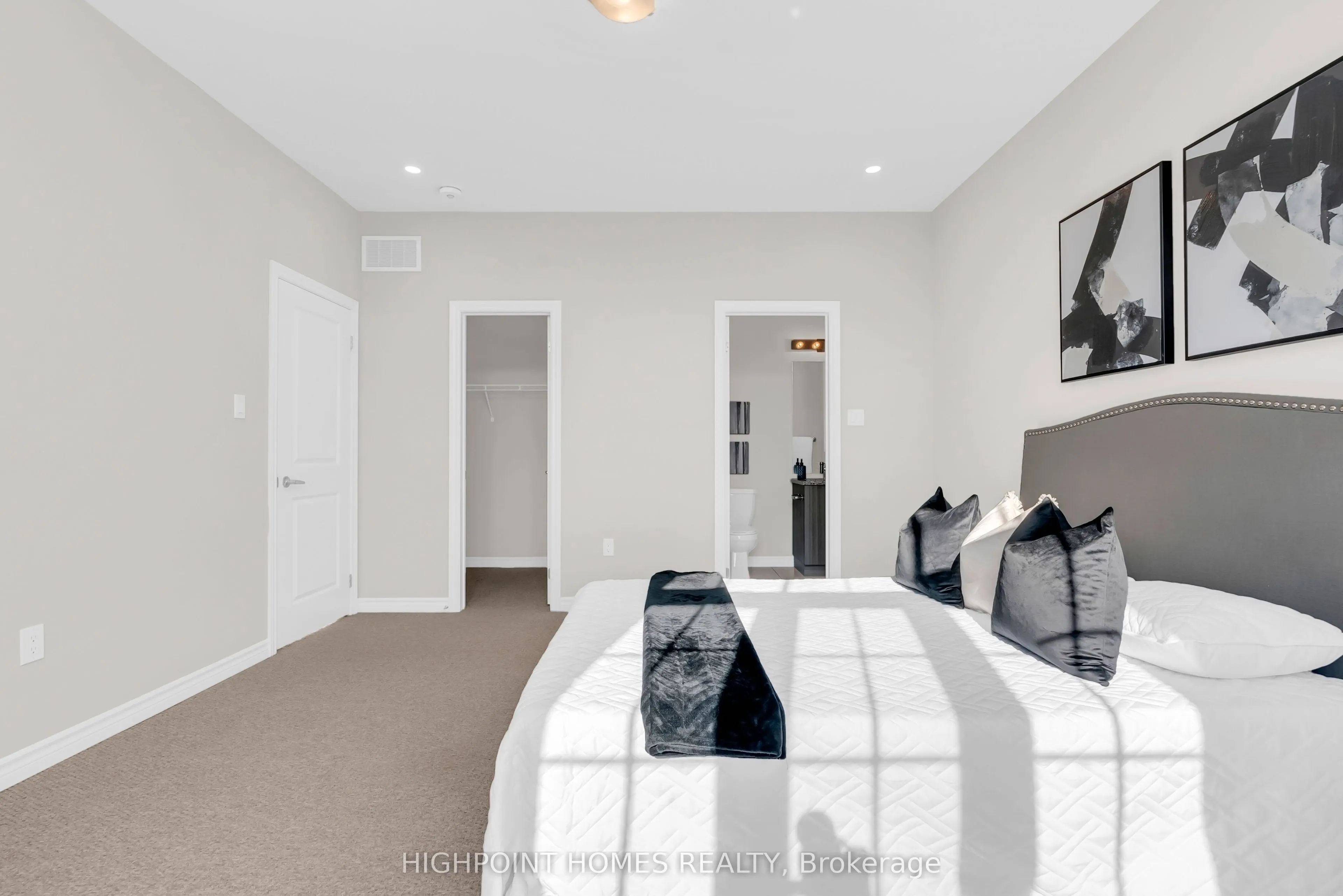 865 Riverside Drive
