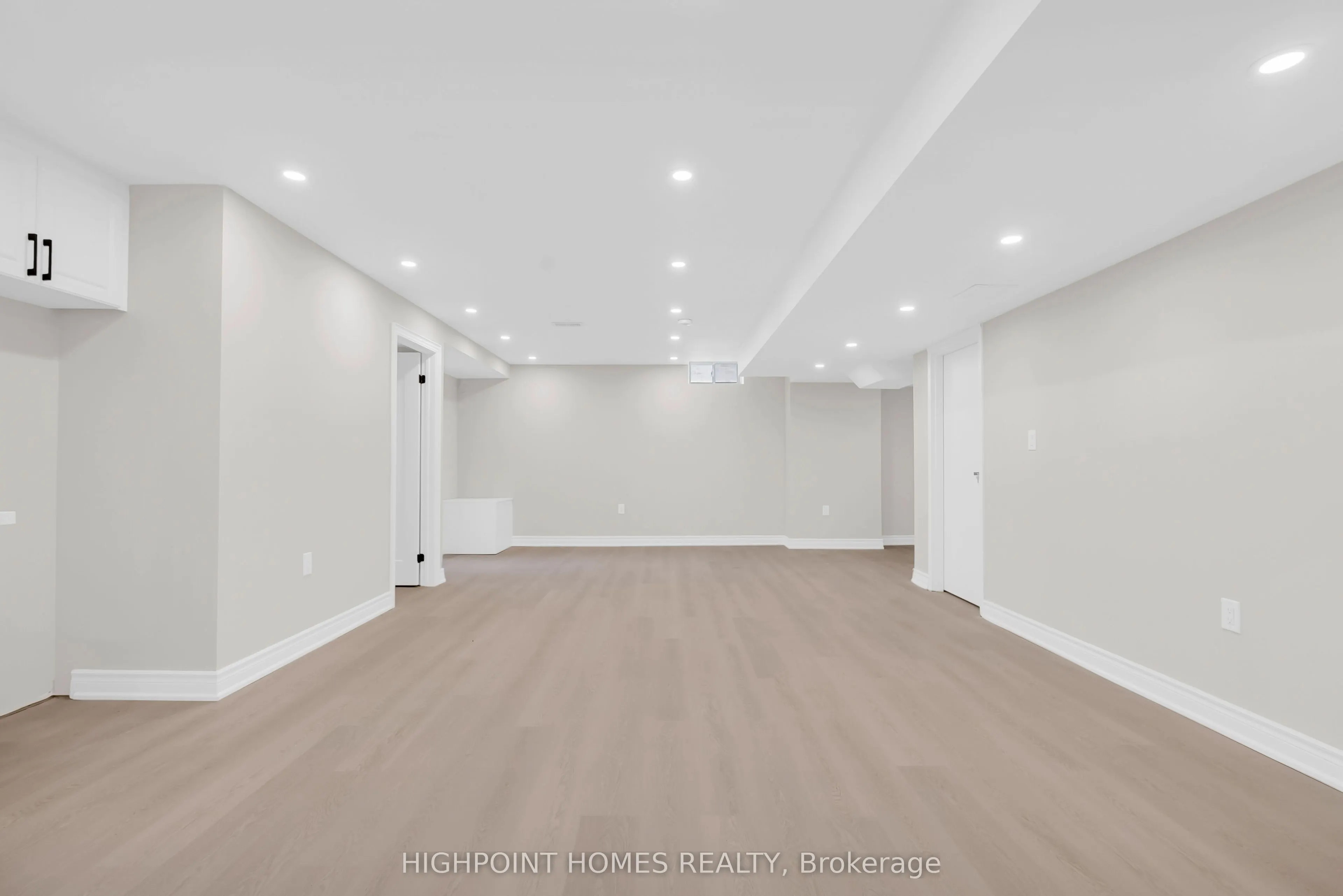865 Riverside Drive
