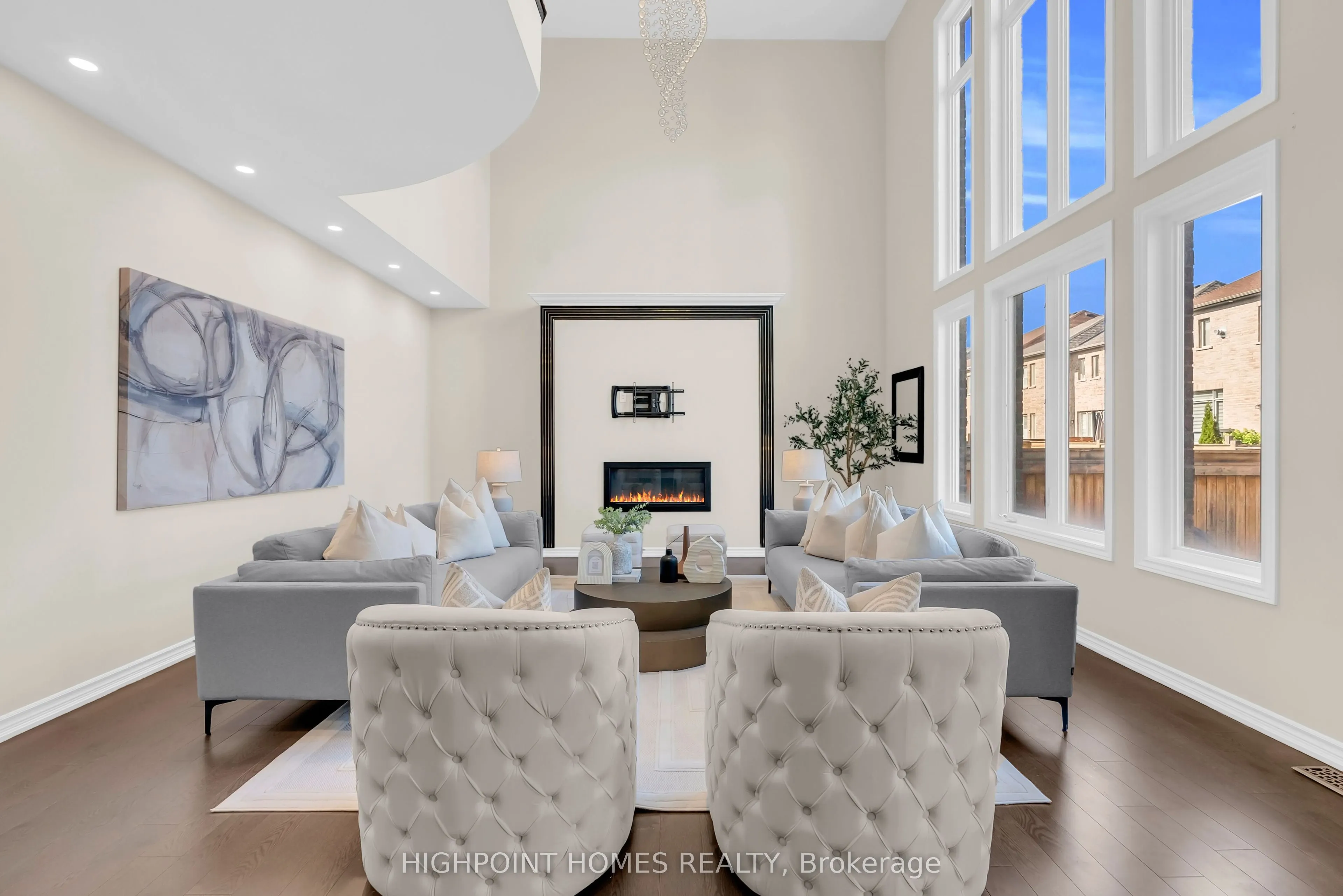 865 Riverside Drive