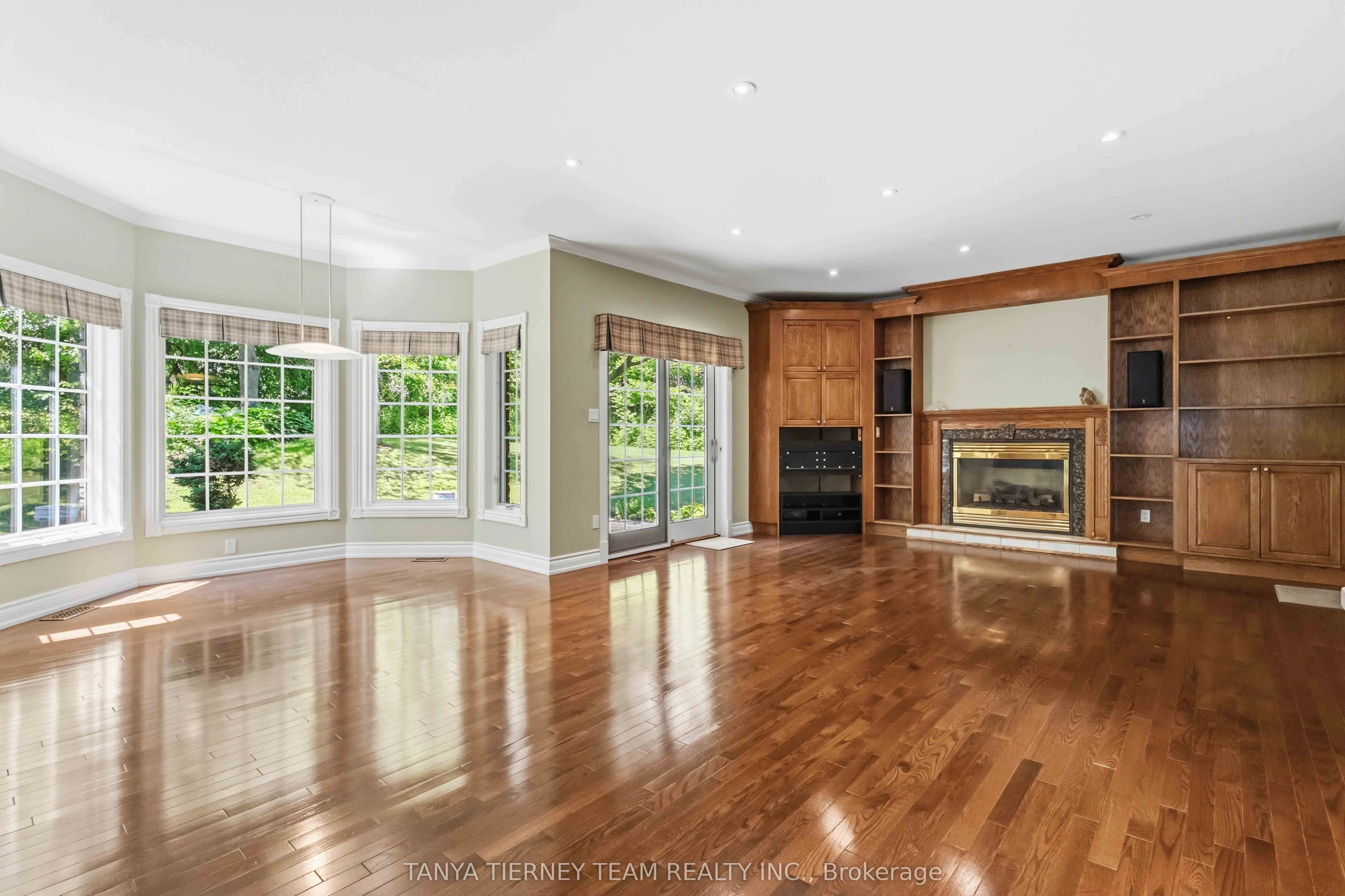 75 Woodbridge Circle