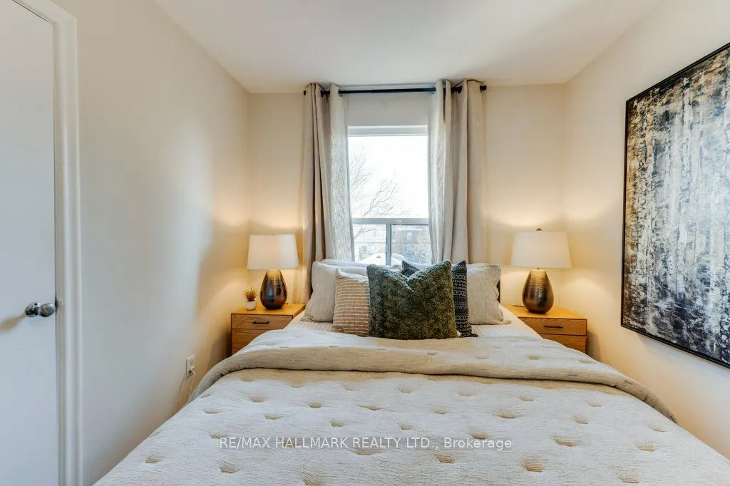 225 Woodville Avenue #Upper