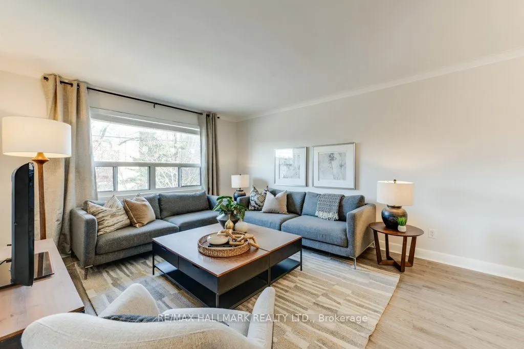 225 Woodville Avenue #Upper
