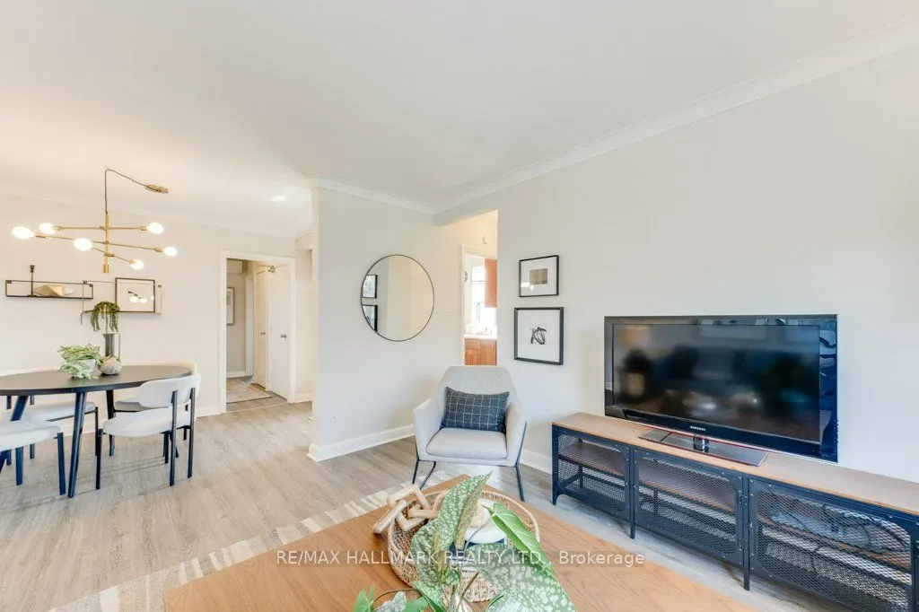 225 Woodville Avenue #Upper