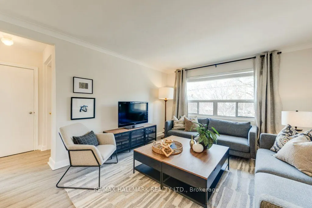 225 Woodville Avenue #Upper