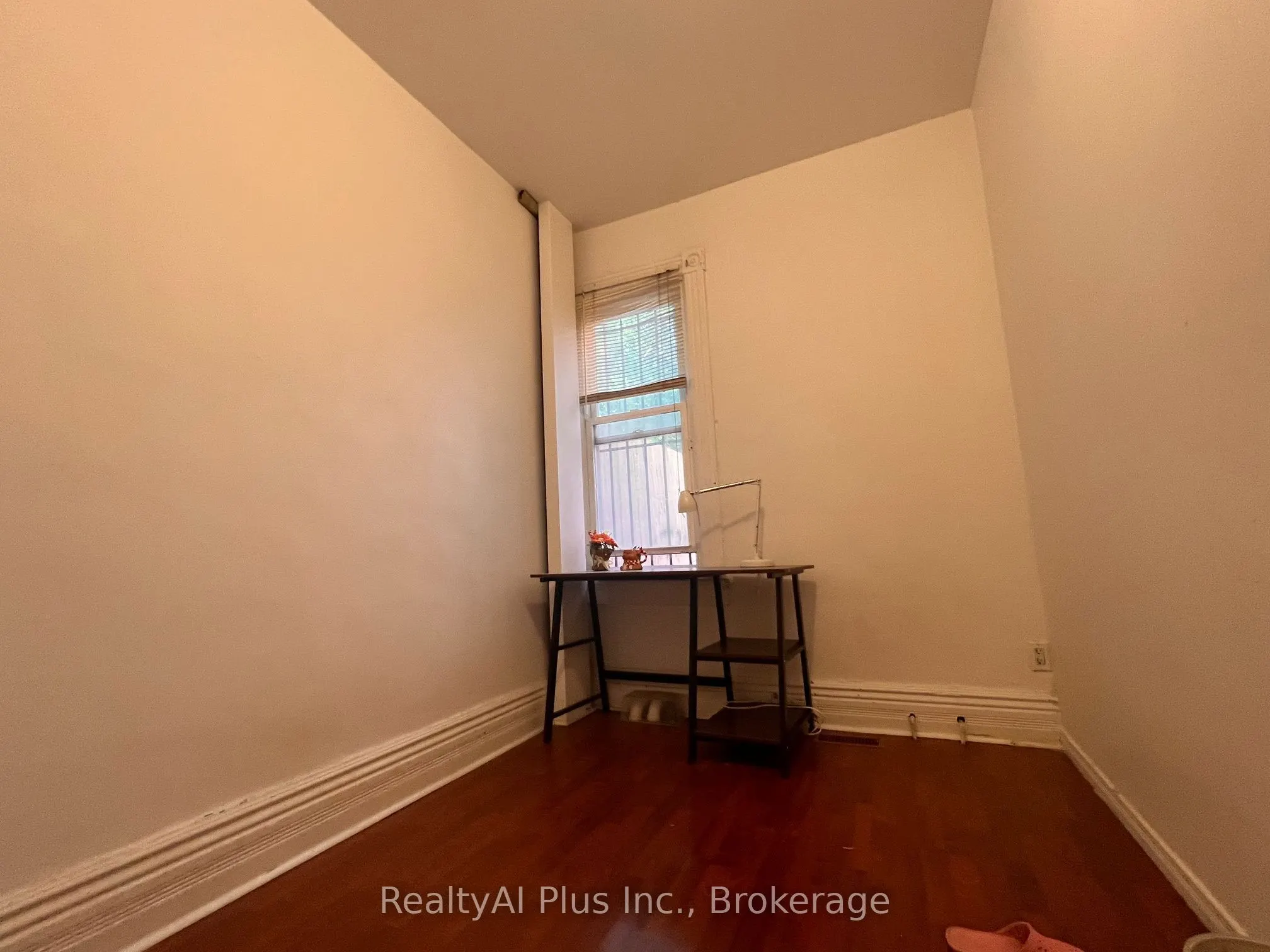182 Boulton Avenue