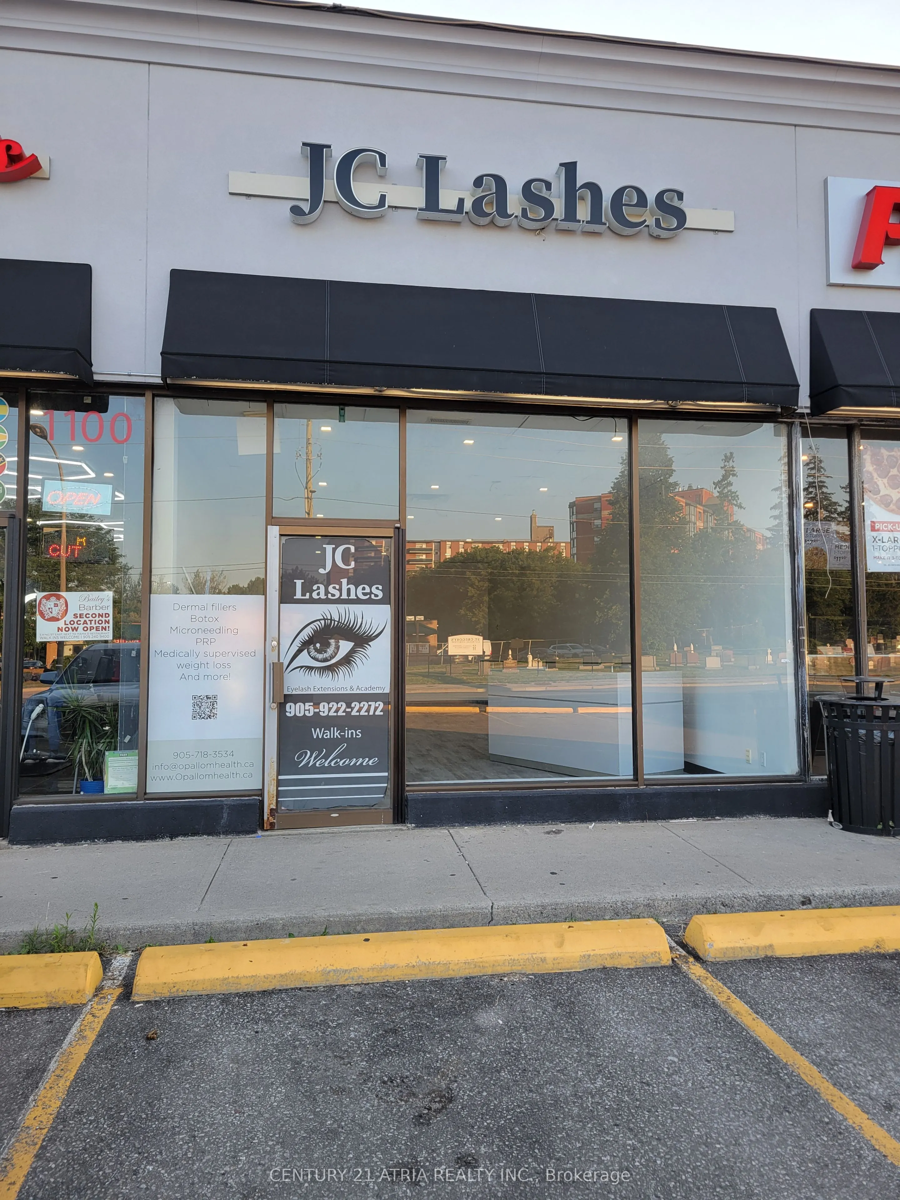 1100 Simcoe Street N #5