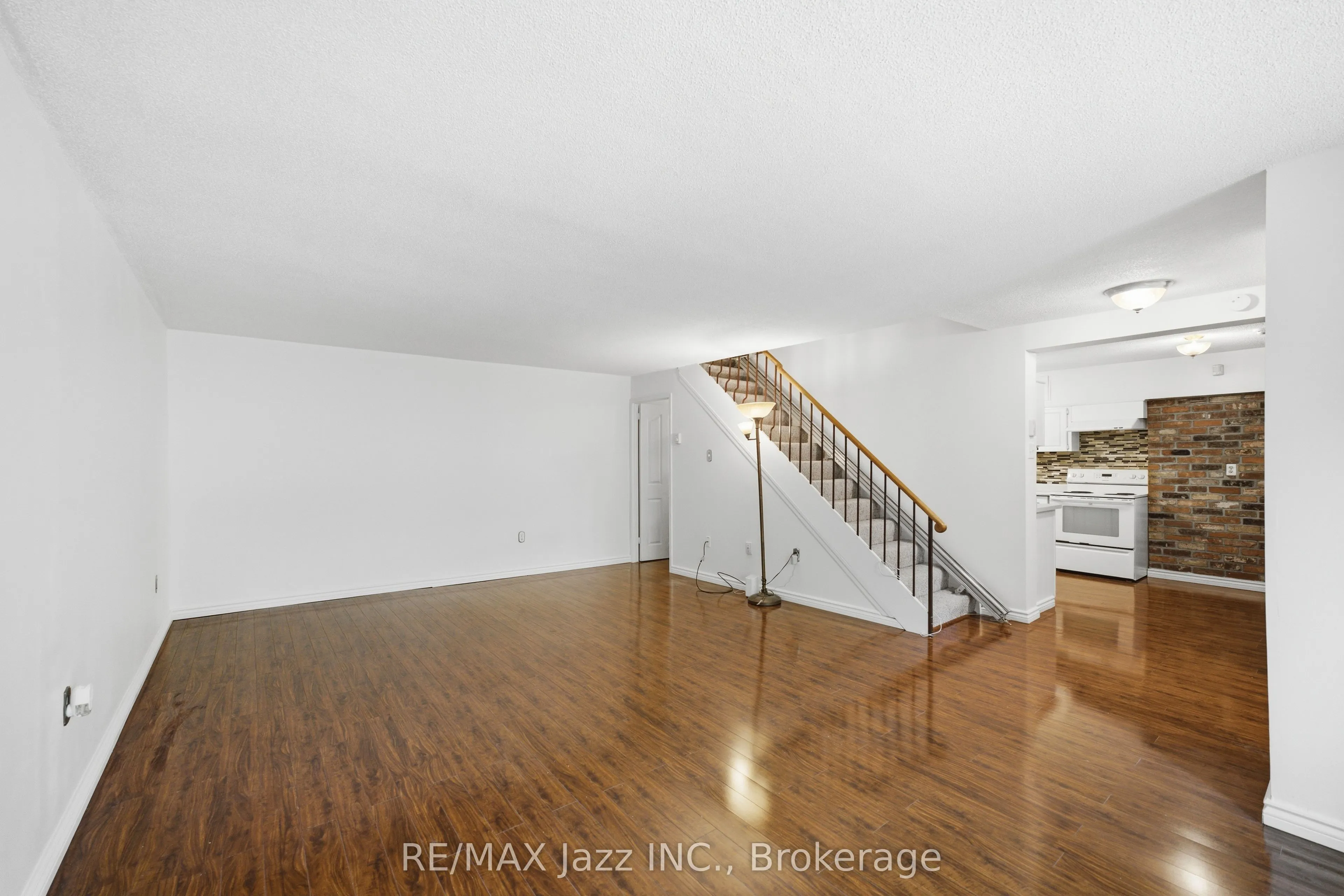 120 Ling Road #38