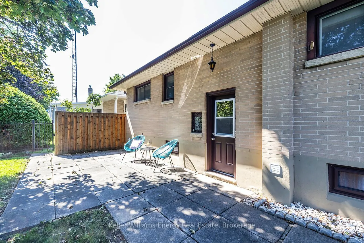 403 Rossmount Avenue