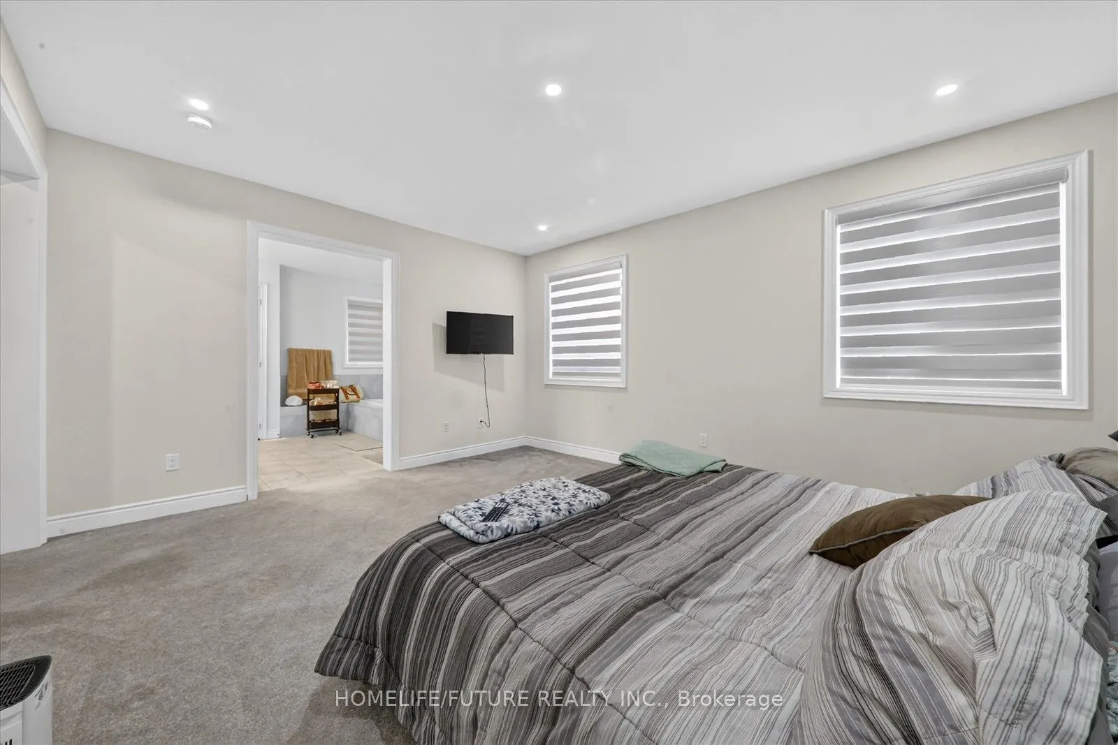 144 Auckland Drive