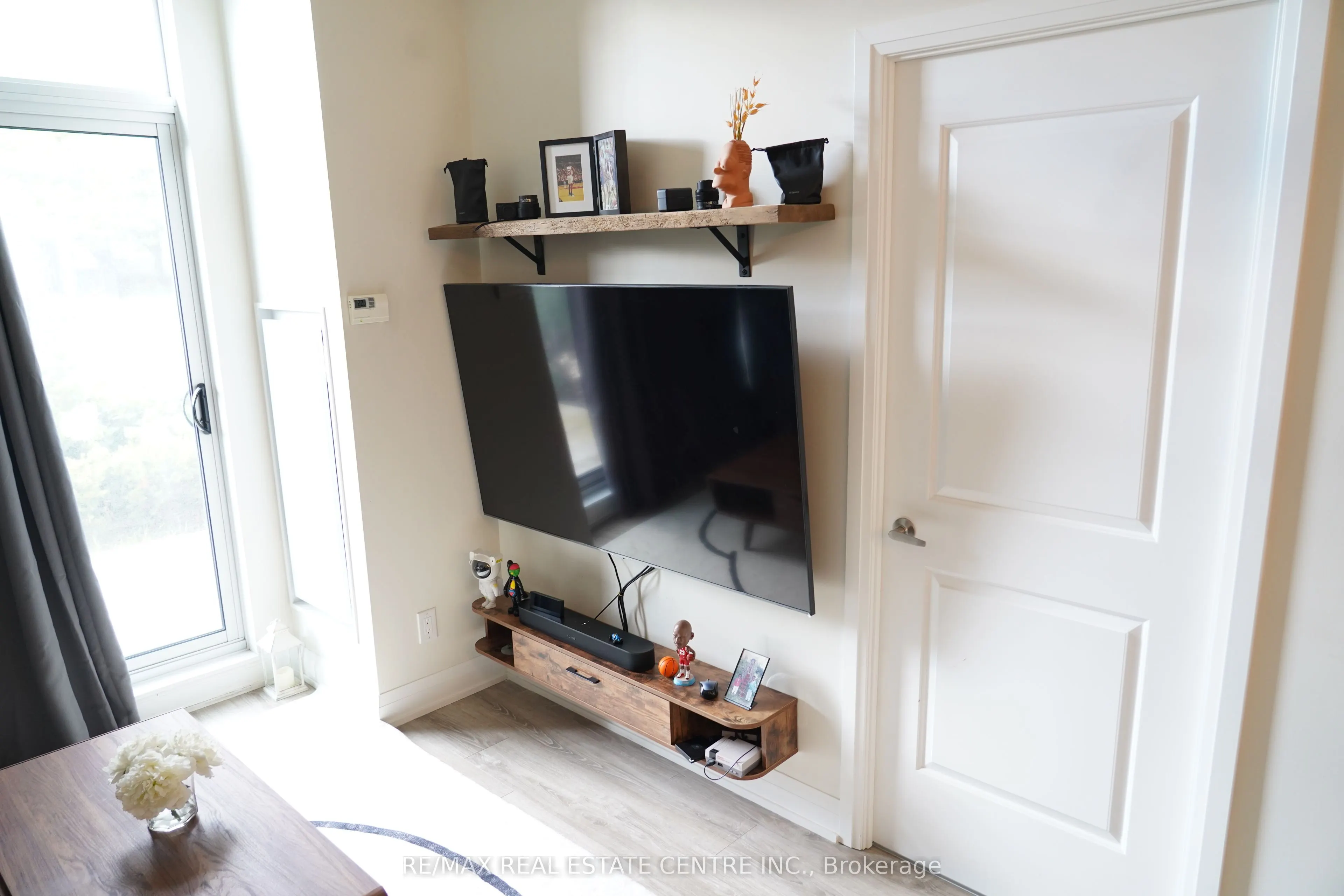3655 Kingston Road #105