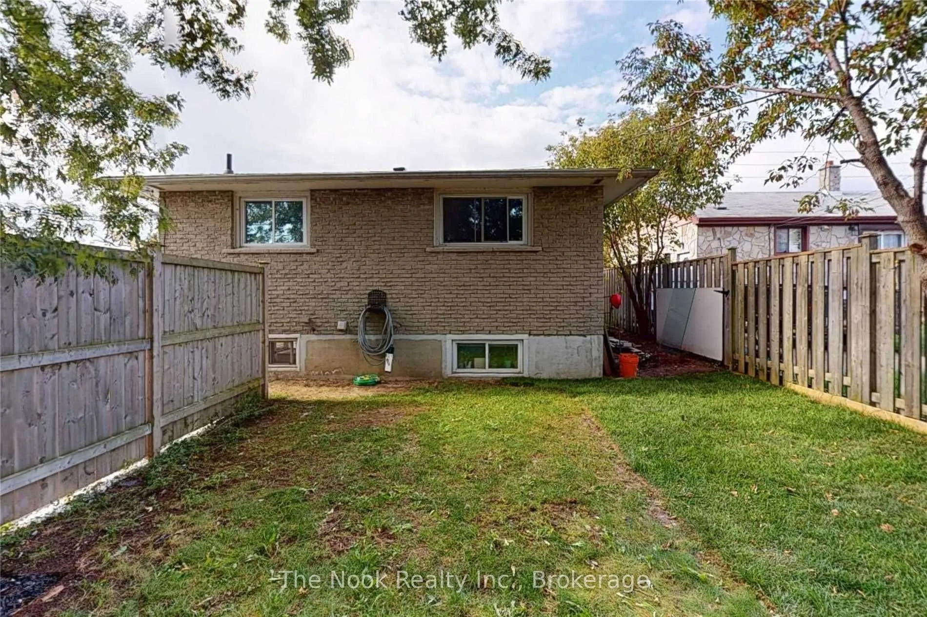 1321 Cedar Street