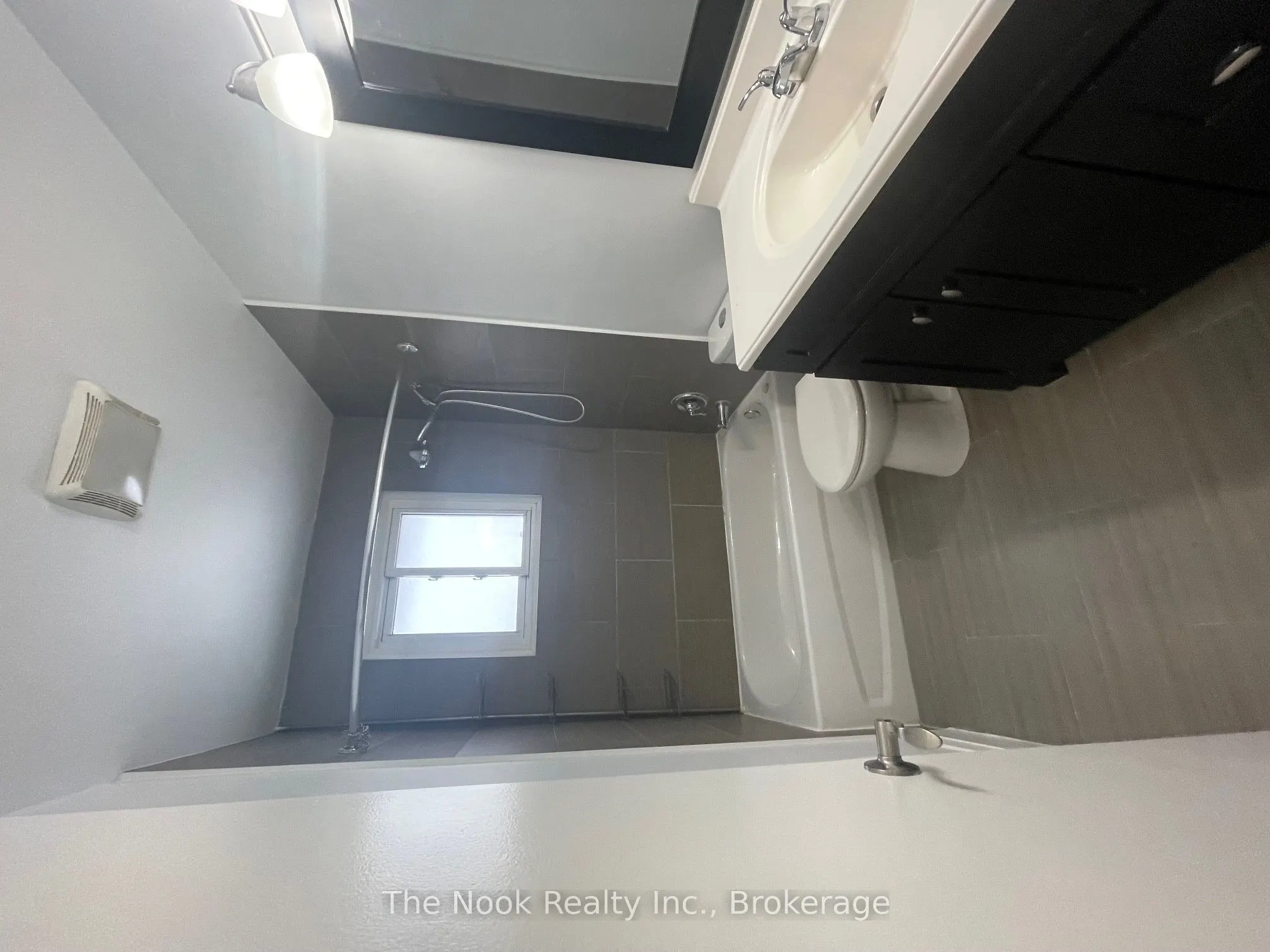 1321 Cedar Street