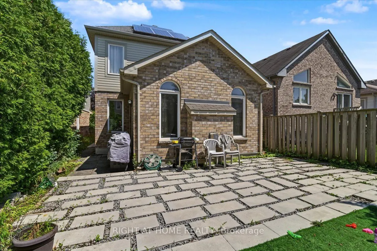 1350 Wadebridge Crescent
